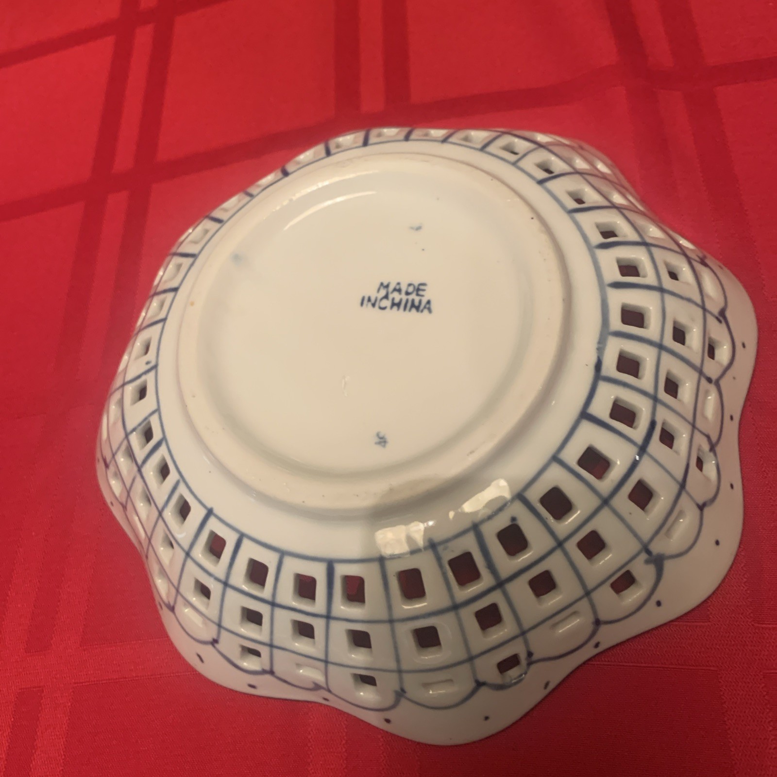 Ceramic Basketweave Fruit And Bread Bowl, Blue and White, Lattice Cut China 7.5″