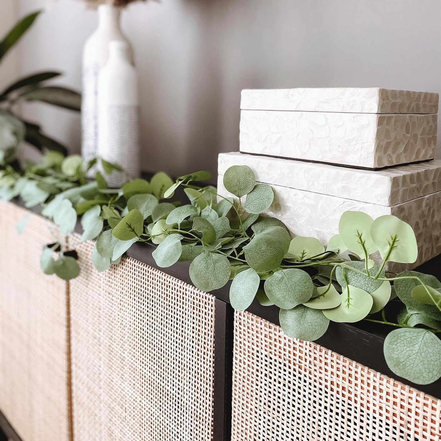 8Pcs Eucalyptus Garland,Artificial Eucalyptus Leaves Table Greenery Garland Wrea