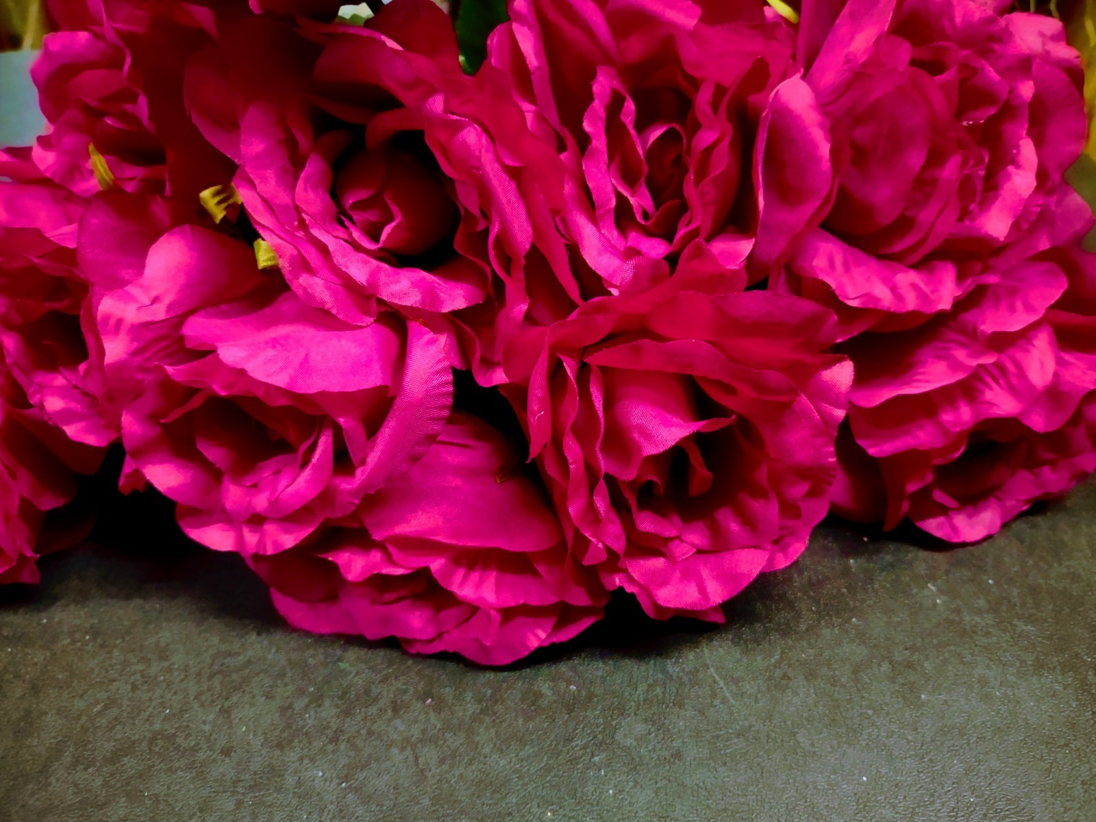 Big Mixed Pearl Rose Bush, Orchid Mauve, Dark Pink Silk 5″ Large Roses 12 Stems