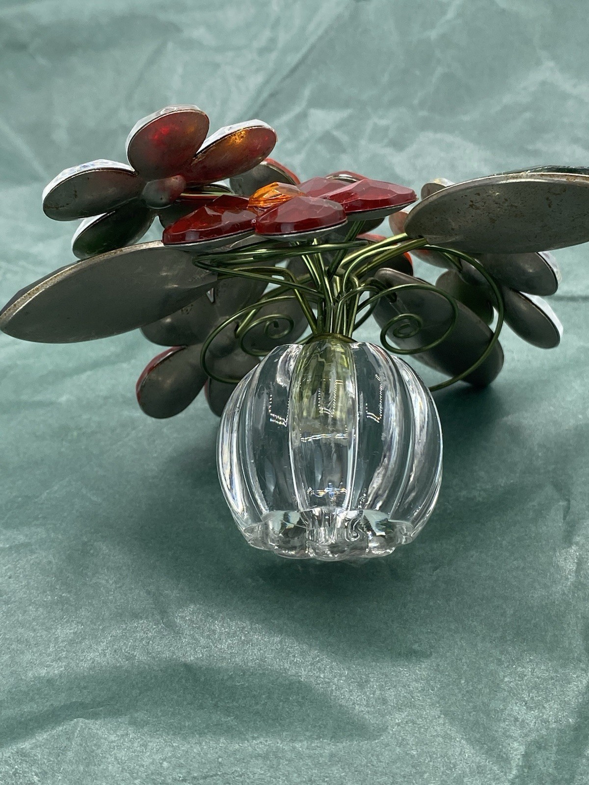 VTG Mini Gem Faux Flower Arrangement Acrylic Paper Weight