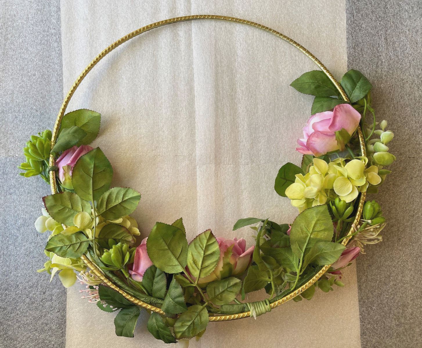 Artificial 15” Lavender-Pink ROSE & Hydrangea Gold Ring WREATH, Home Decor