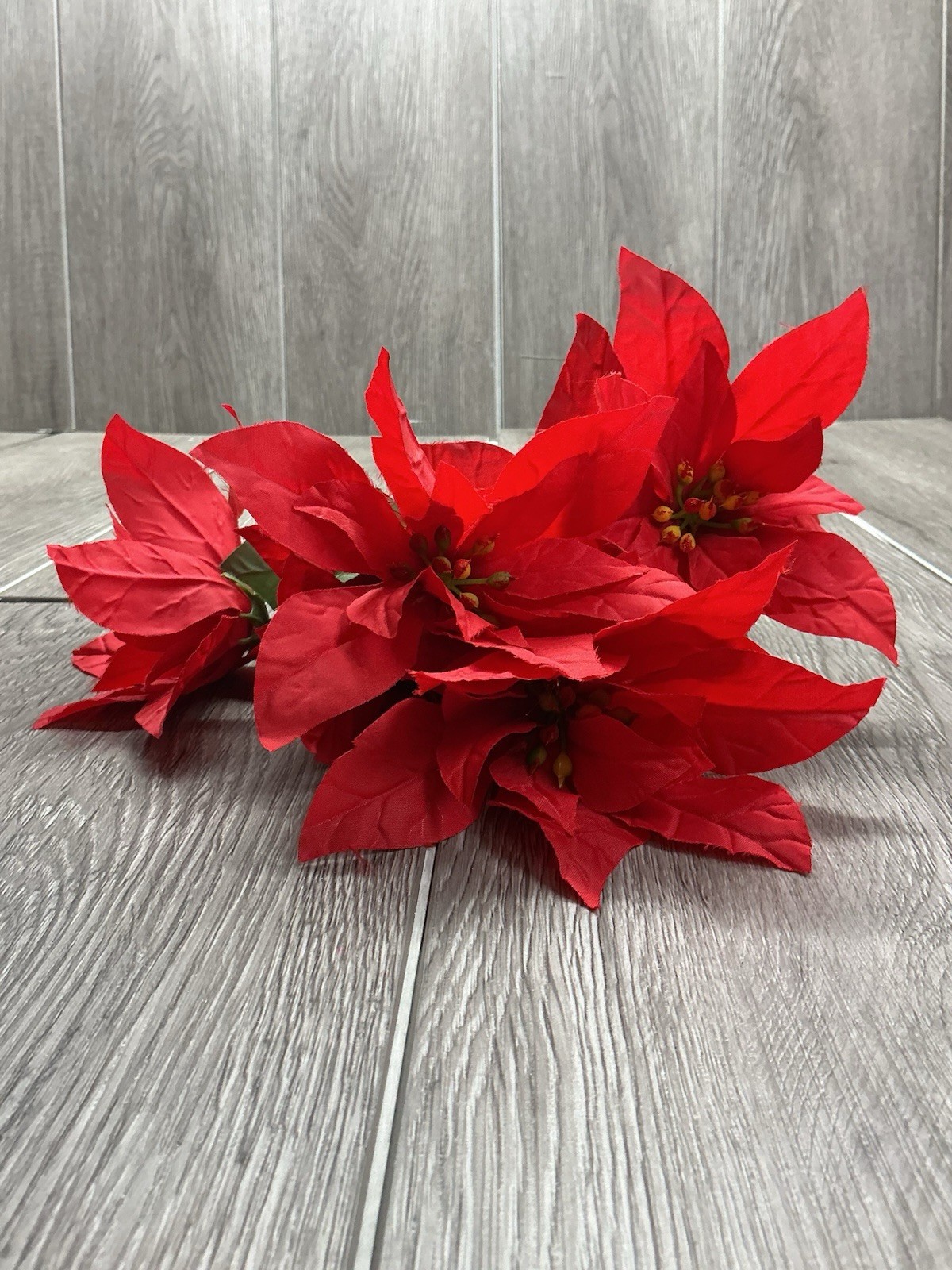 Vintage Artificial Red Silk Poinsettias Bendable Stems 9 Pieces 12″ & 3 Pics