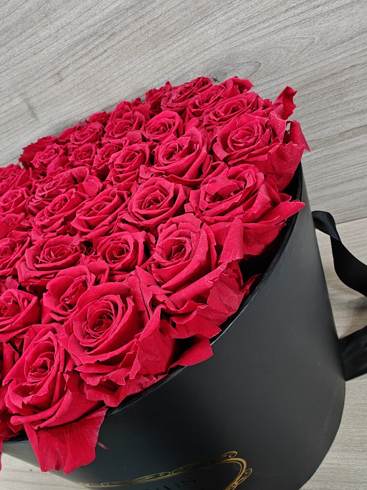 Venus et Fleur Red Roses Flower Box Arrangement Large Black Container 45 Roses