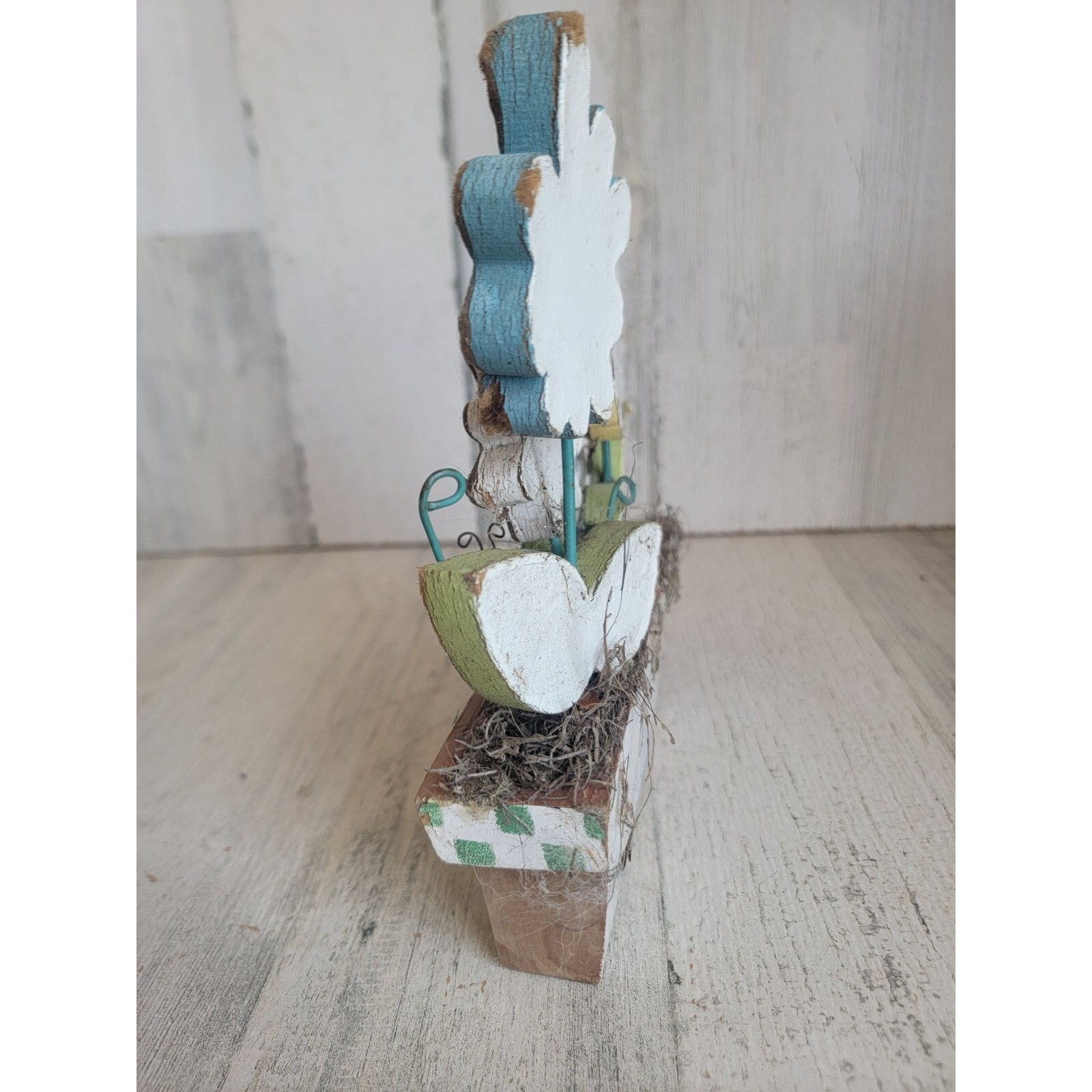 Wooden spring flower pot AS IS Easter home decor