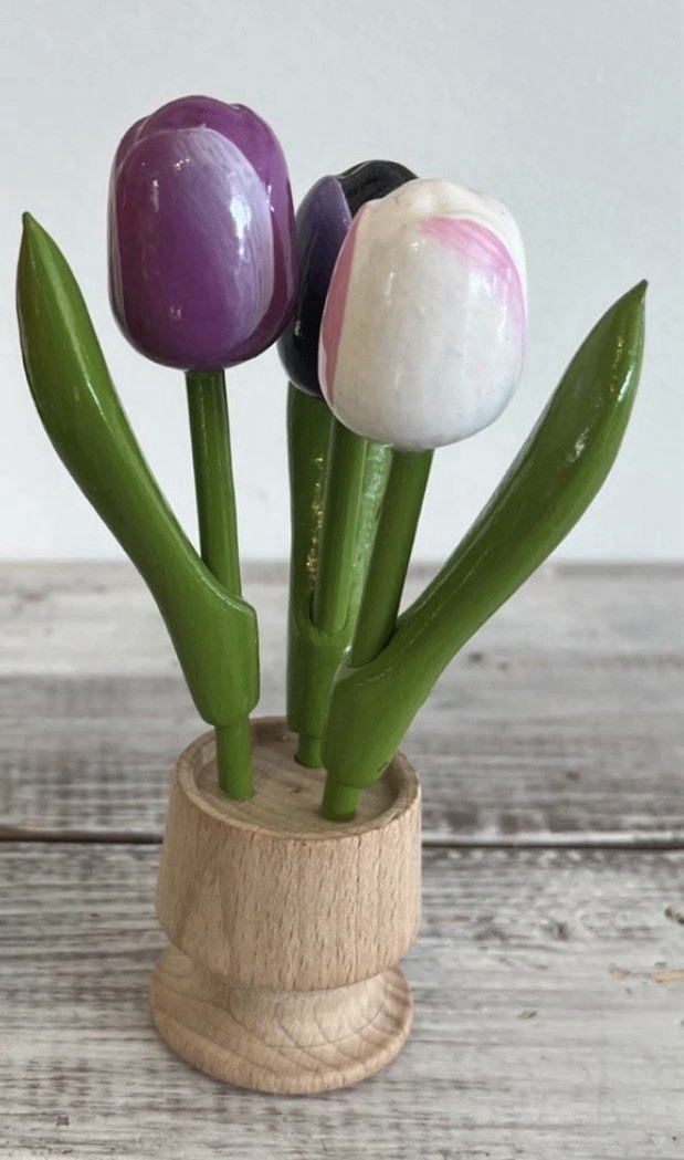 Wooden tulips, 3 spring tulips, 6” flower table decor, wood Base