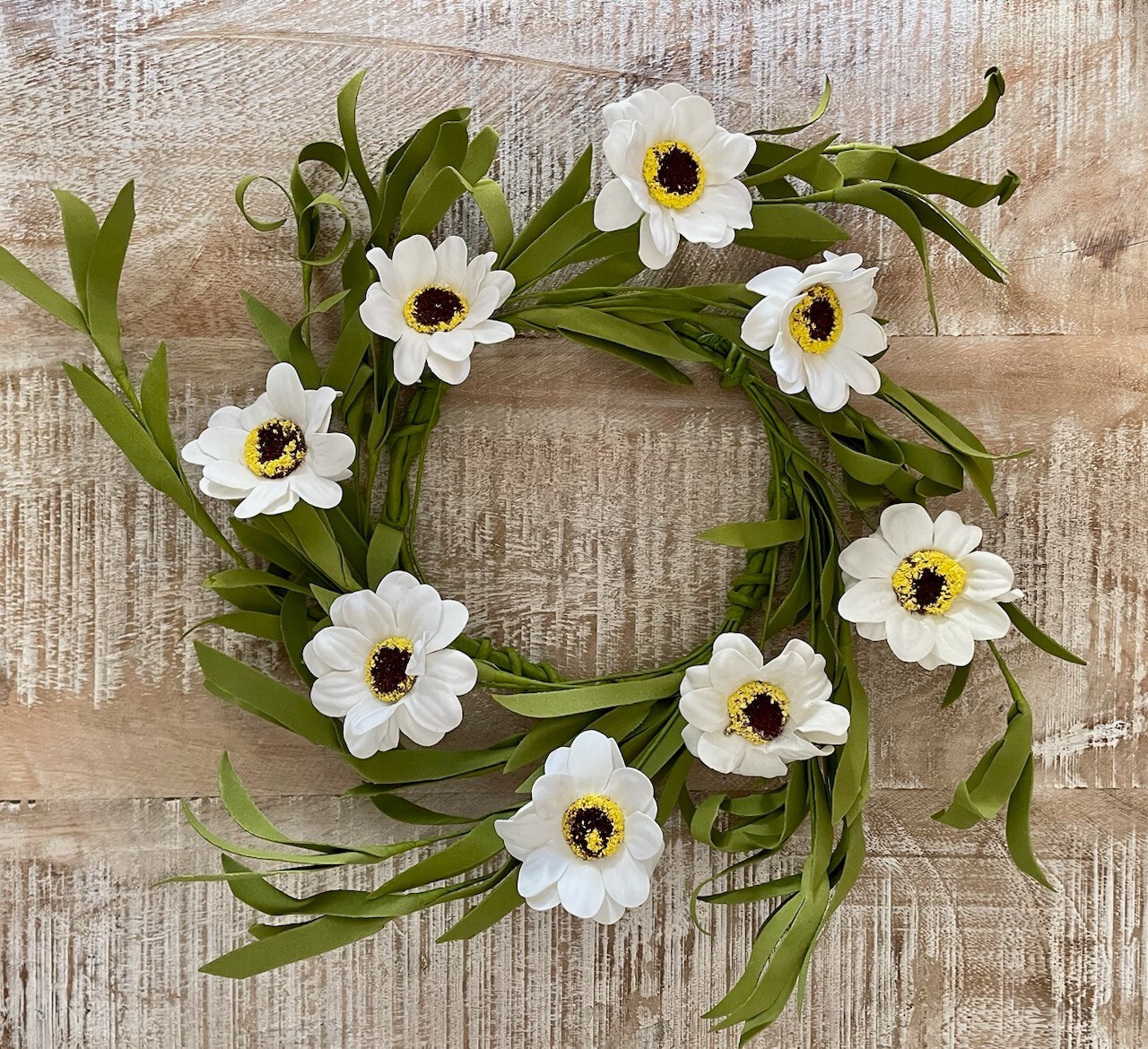 New primitive Country Rustic WHITE DAISY CANDLE RING Wreath 4.5″