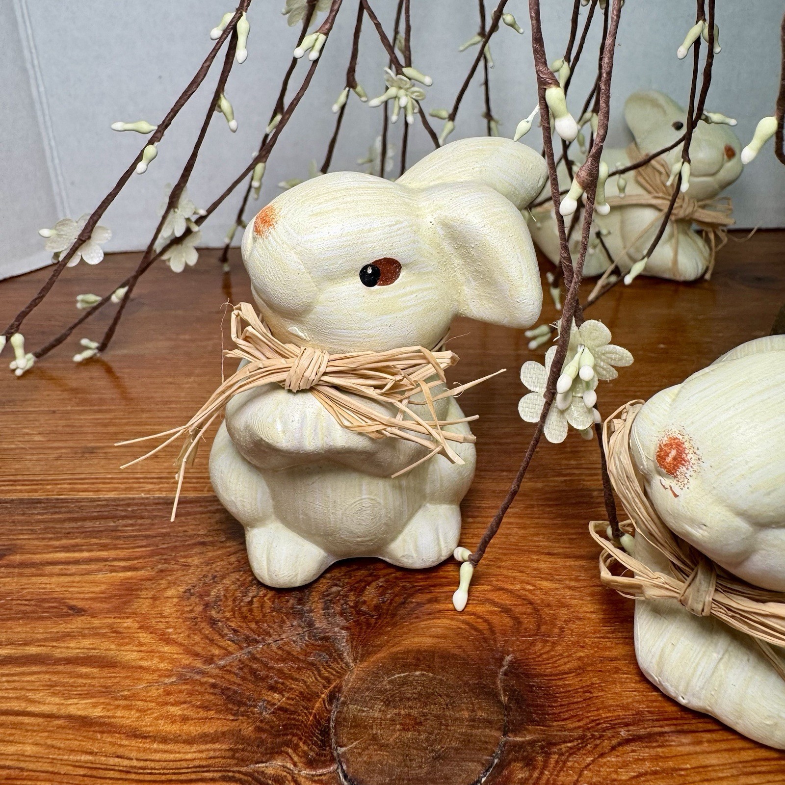 Primitive Spring Pip Berry Willow Tree Woven Flower Baskets 7 Bunnies Vignette