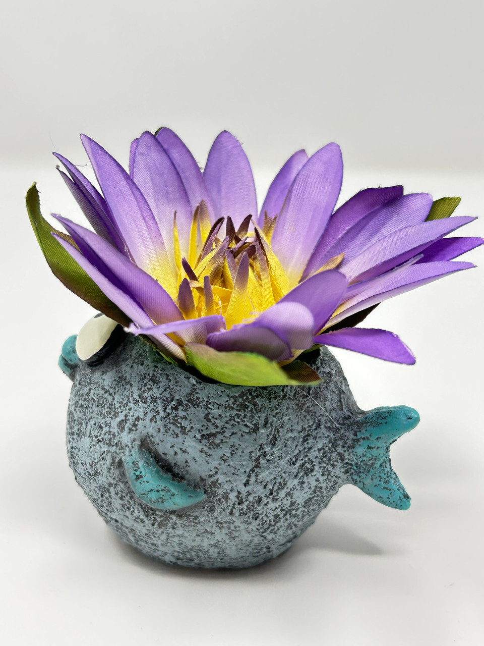 4″ BUBBLES Blue FISH Blob House Mini pot WITH silk LILY flower as shown
