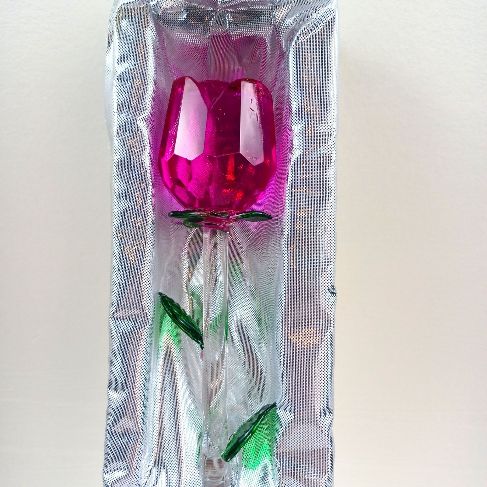 Decorative Glass Rose In Original Box Pink Stem And Green Leaves 8 Inches Long