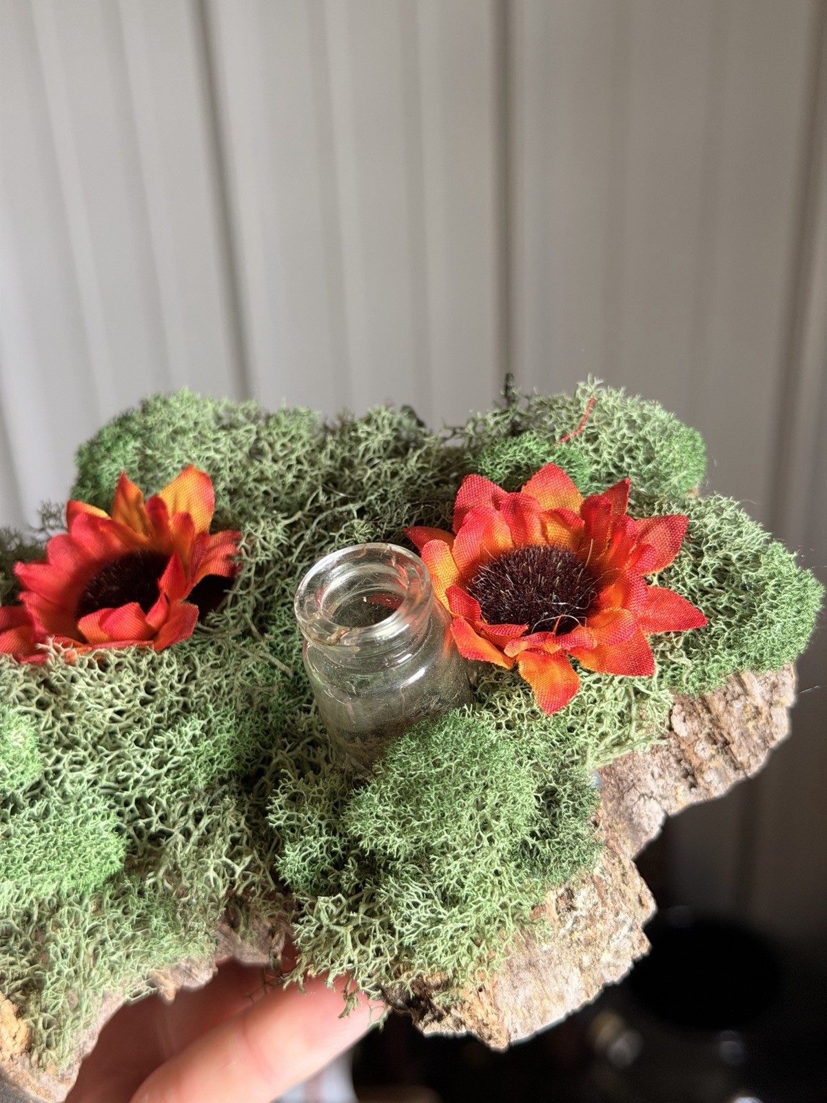 Rustic Woodland Moss Floral Centerpiece W Glass Bud Vases On Natural Bark Wood