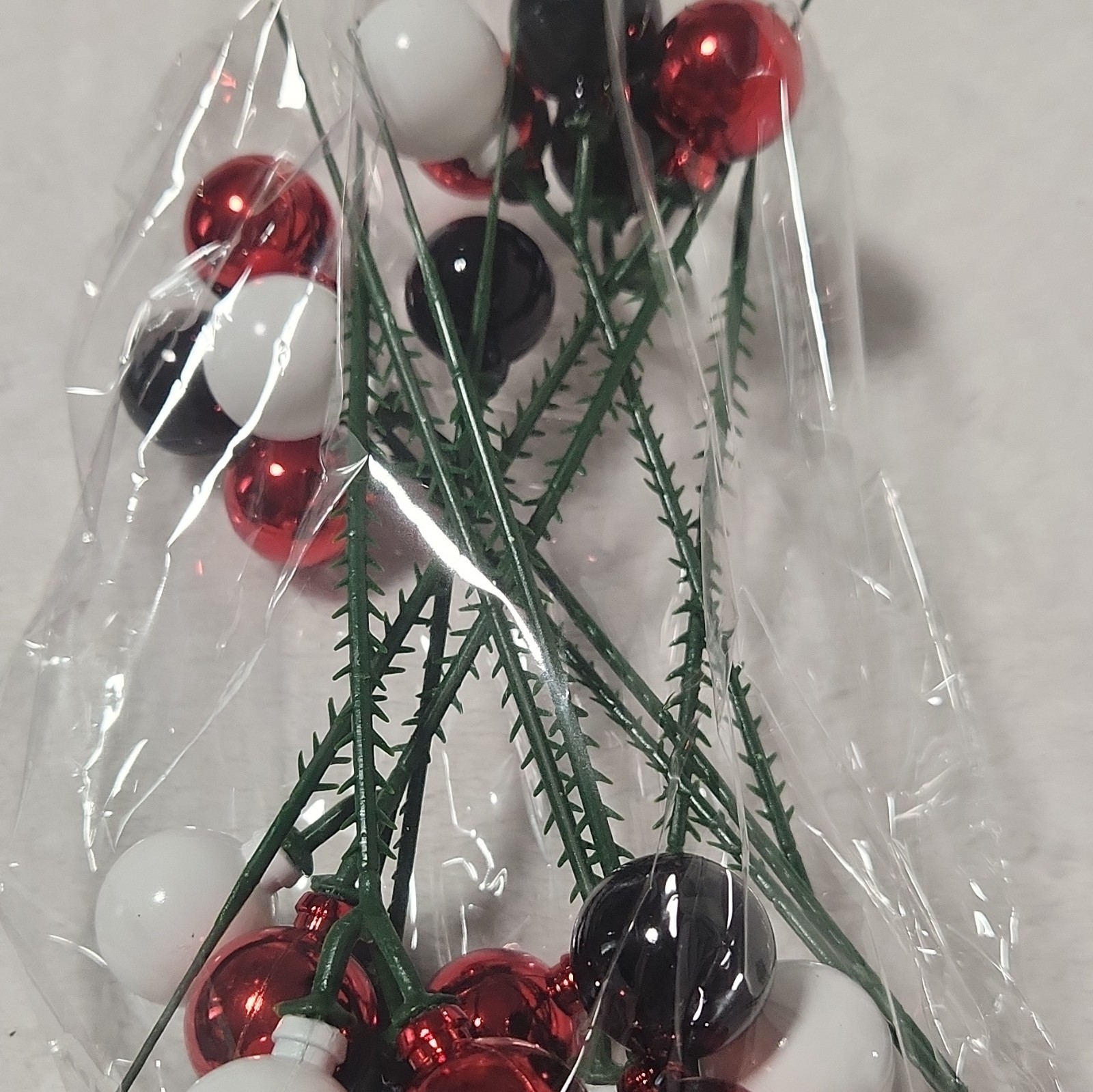 Artificial Christmas Berry Spray Pick, Plastic, Red/White/Black/Green