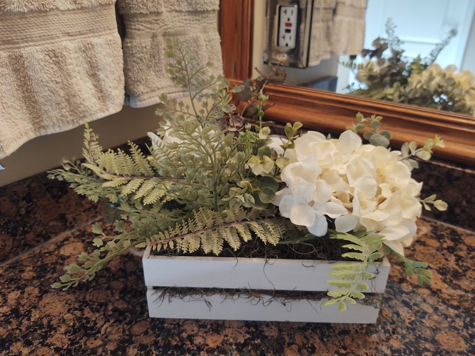 Floral Arrangement, Housewarming Gift, Flower Arrangement Wooden Box, Home Decor