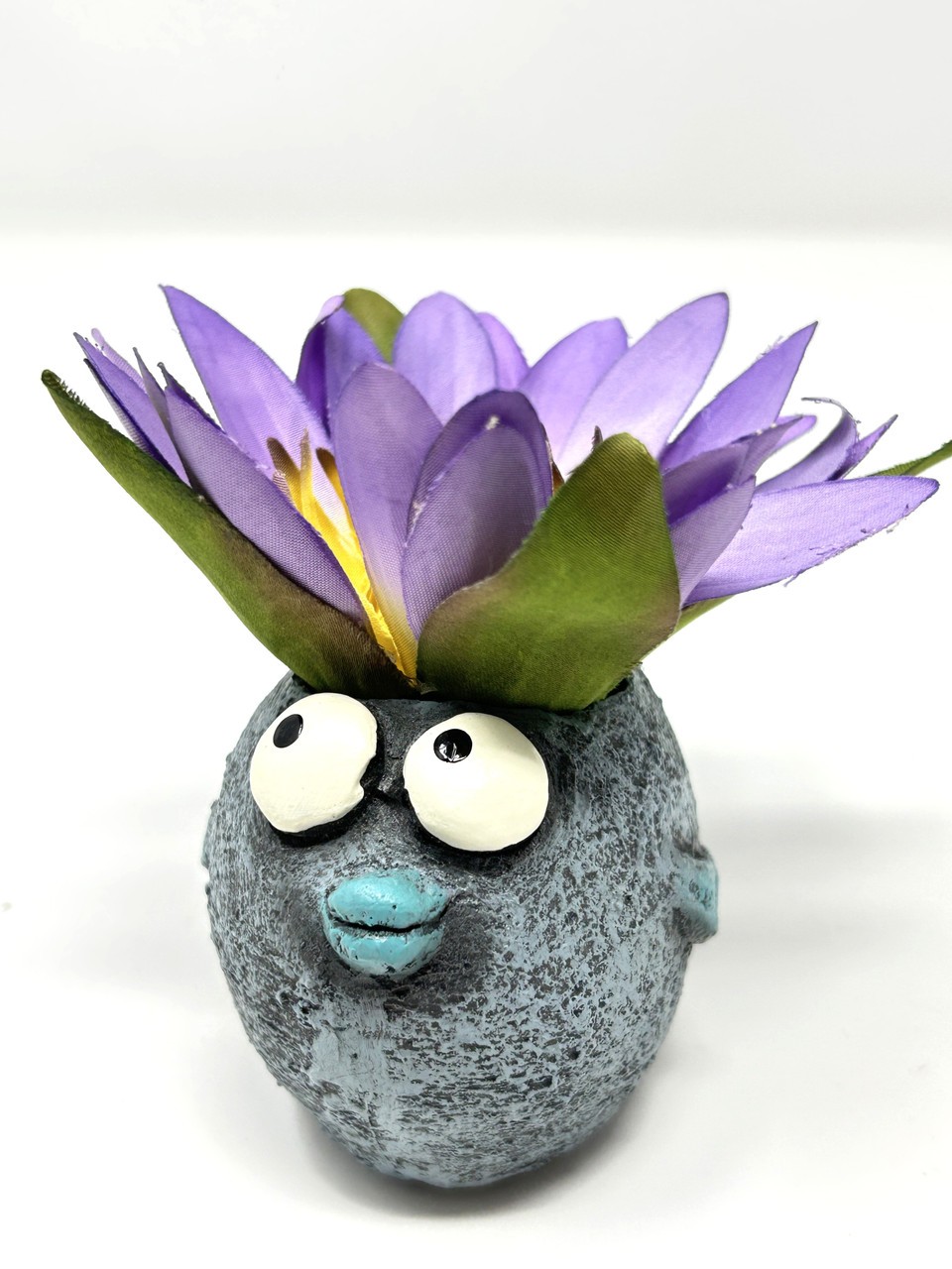 4″ BUBBLES Blue FISH Blob House Mini pot WITH silk LILY flower as shown