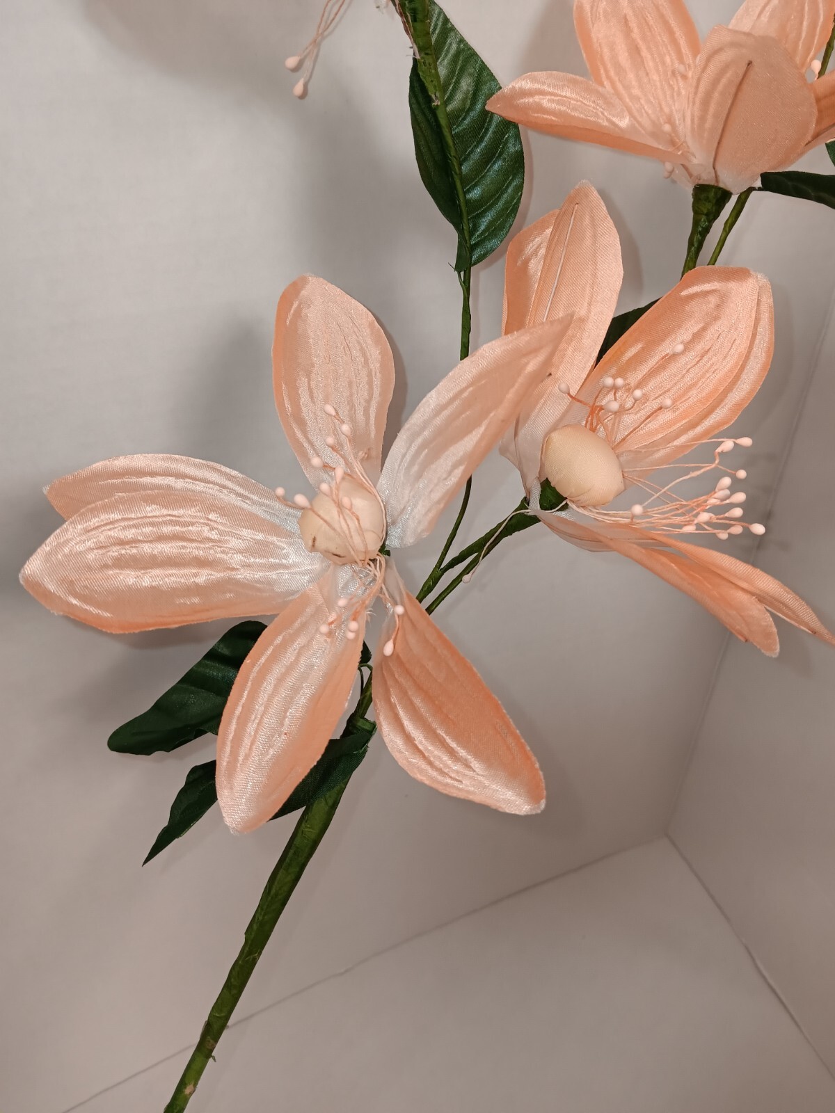 RARE ARTIFICIAL SILK FLOWERS MANY STYLES AND COLORS NEW