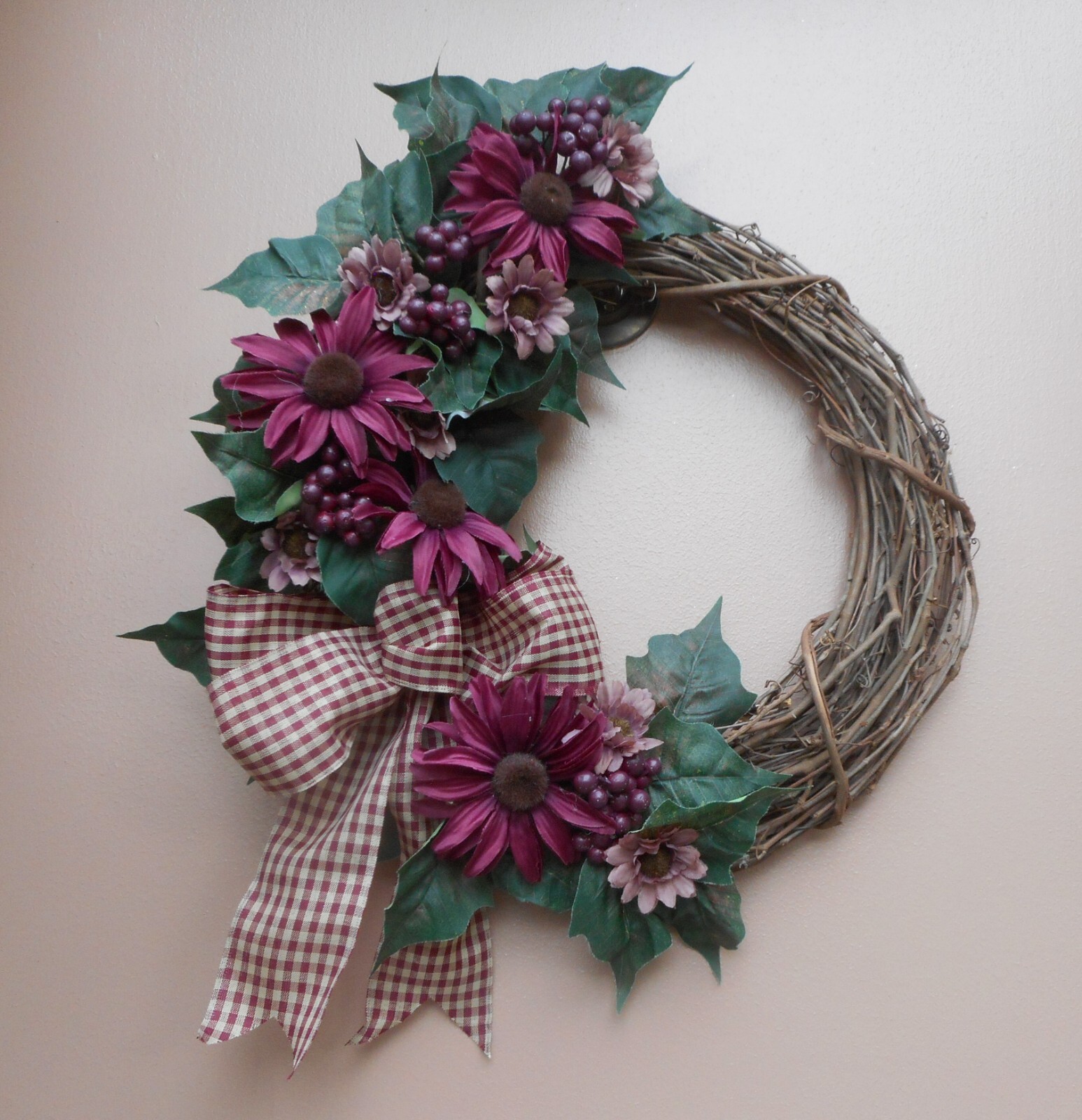16″ Burgundy Sunflower Berry Mini Sunflower Fall Floral Grapevine Wreath