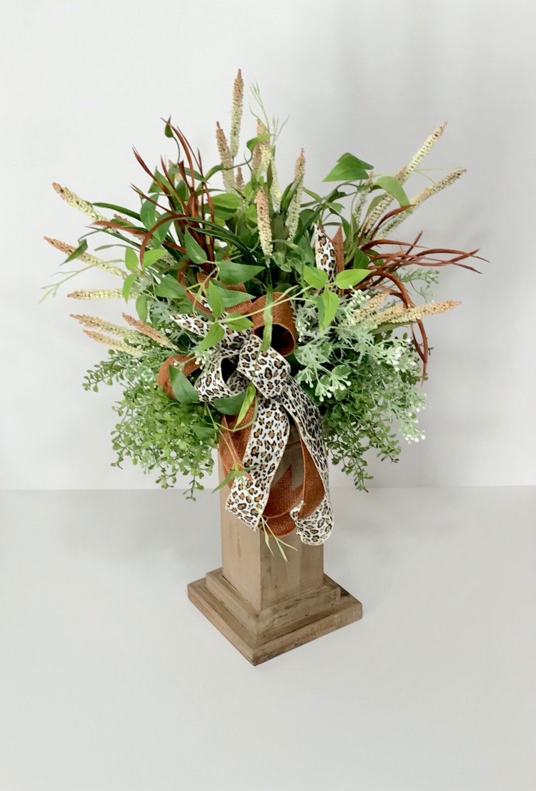 EVERYDAY YEAR ROUND FLORAL ARRANGEMENT WOOD COLUMN EARTH TONE COLOR CENTERPIECE