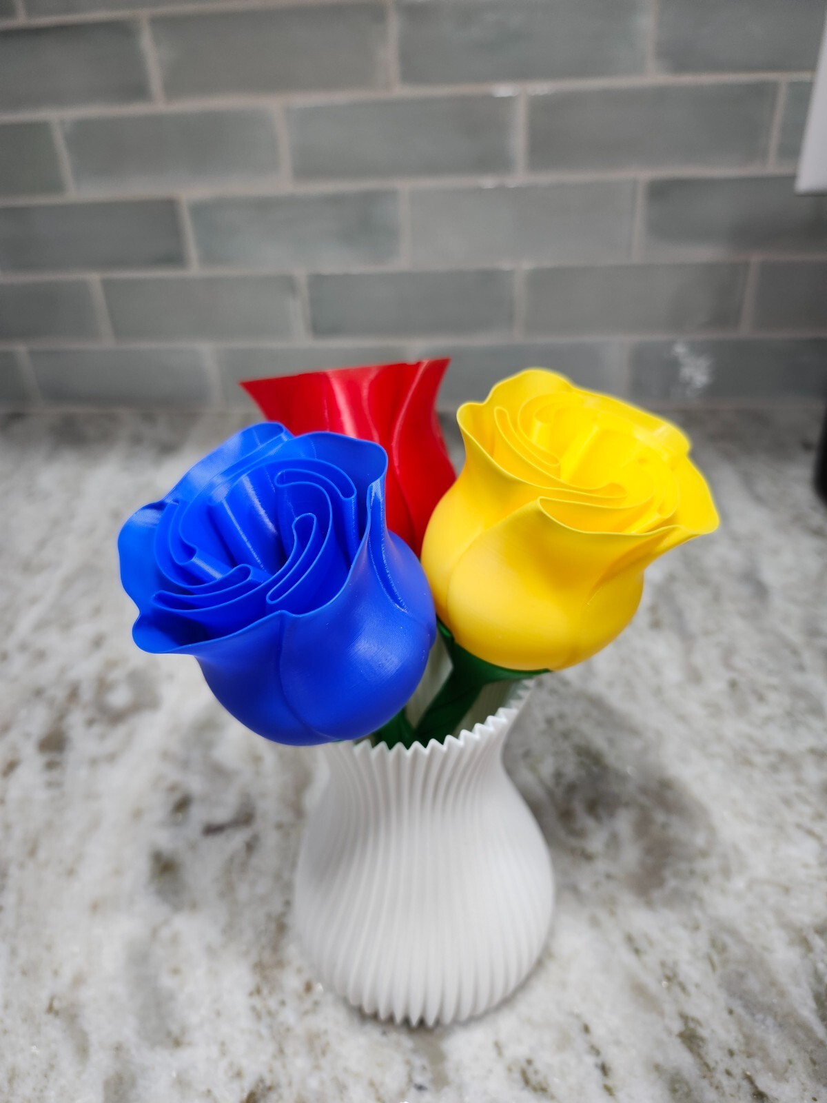 Beautiful 3D Printed Rose with Vase for Dry Flowers – Unique Home or Office Deco