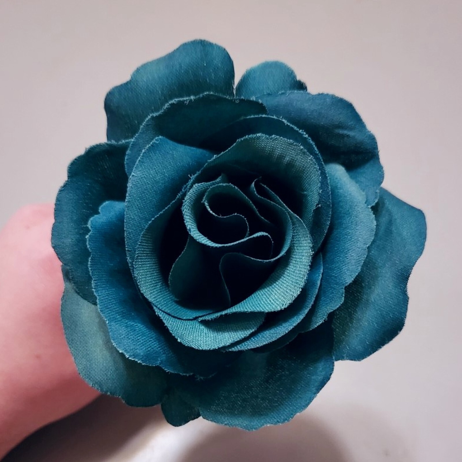 ARTIFICIAL TEAL BLUE-GREEN ROSE FLOWER CHRISTMAS TREE PICKS STEMS ORNAMENTS