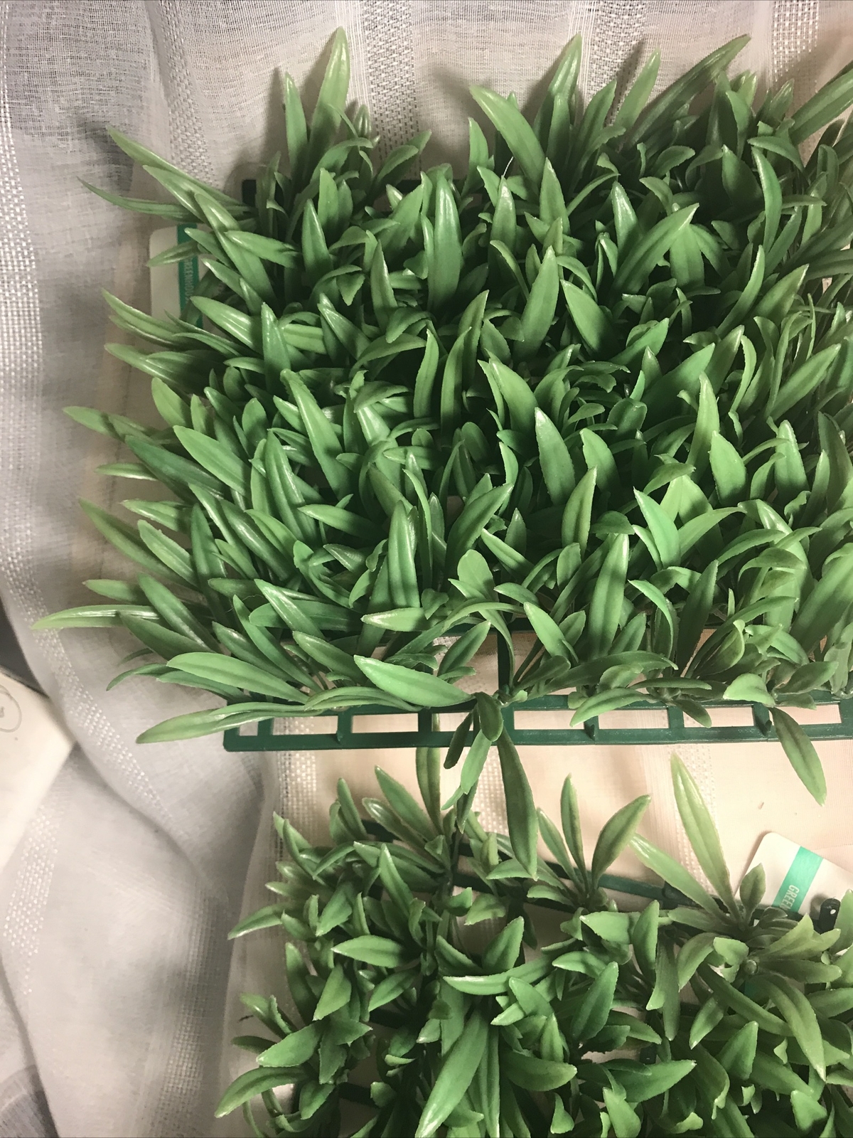 Floral Accent Mat NWT Greenery Faux Foliage Leaves Greenhouse Grass Decor (2)