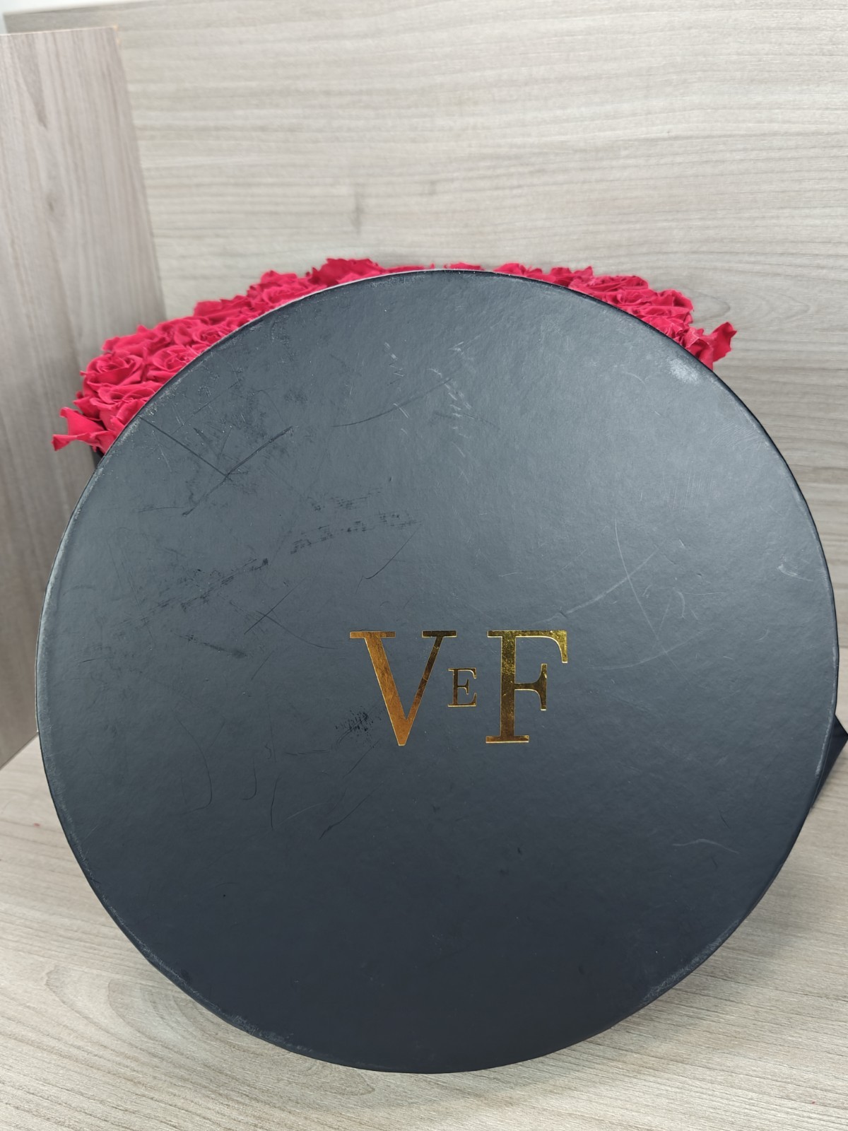 Venus et Fleur Red Roses Flower Box Arrangement Large Black Container 45 Roses