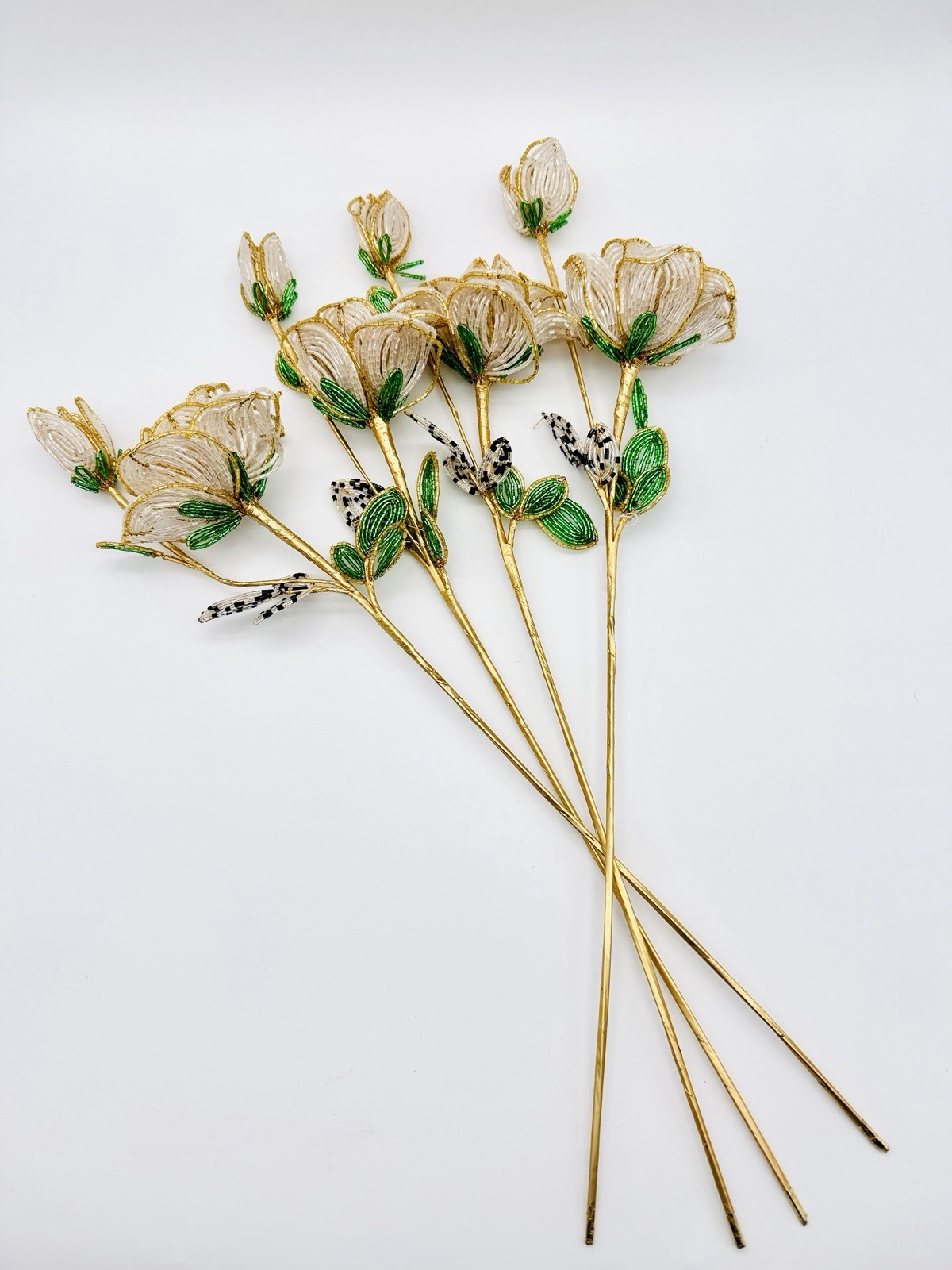New Mackenzie Childs White Beaded Rose Bundle 4 Stems 35518