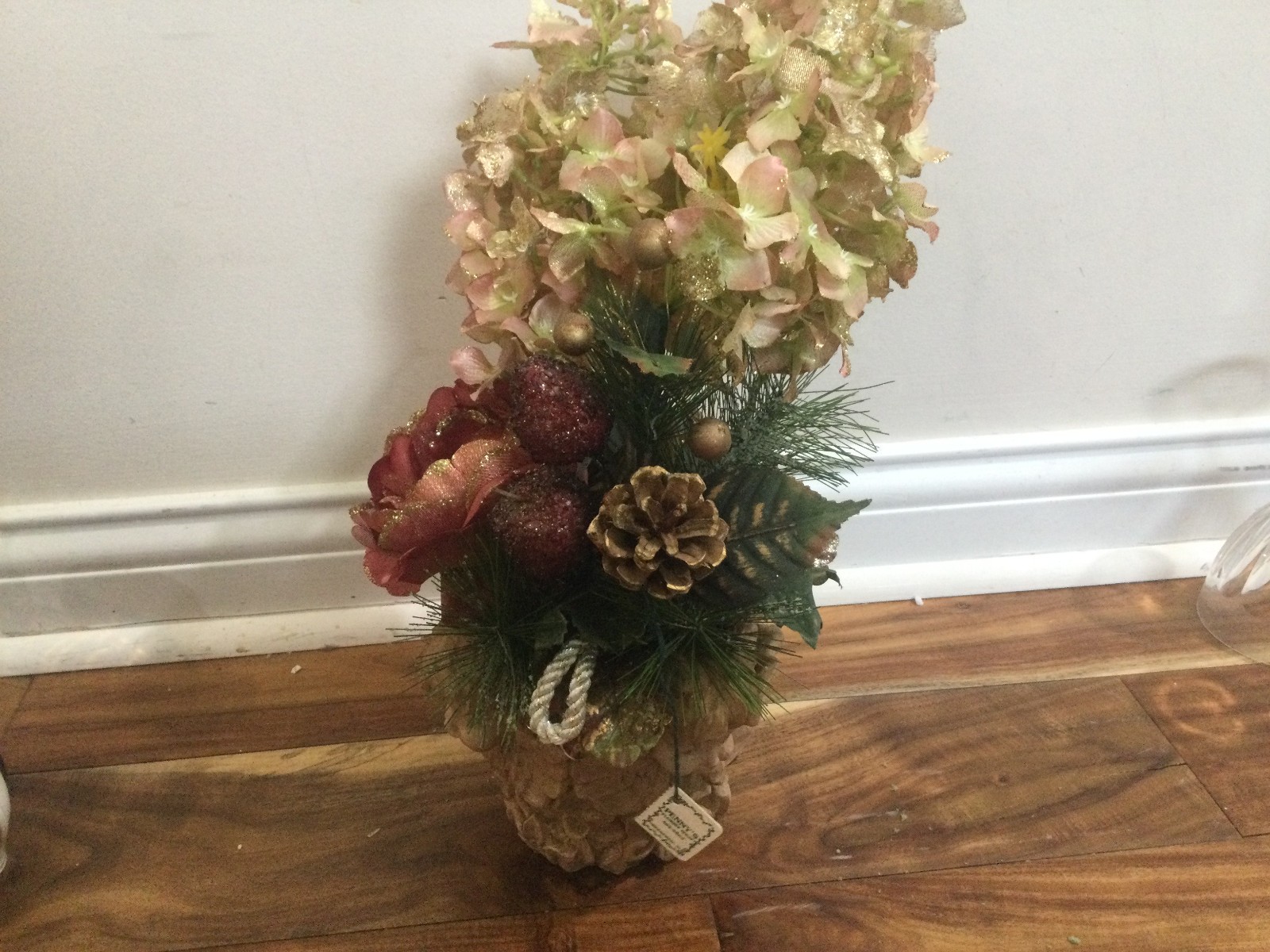 Christmas peony + Hydrangea Florist Arrangement gold dust UNIQUE resin angel POT