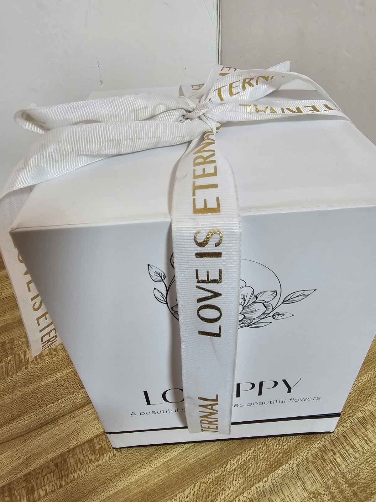 LOVAPPY Preserved Rose Carnation Glass Dome Eternal Flower Gift Box Pink Flawles