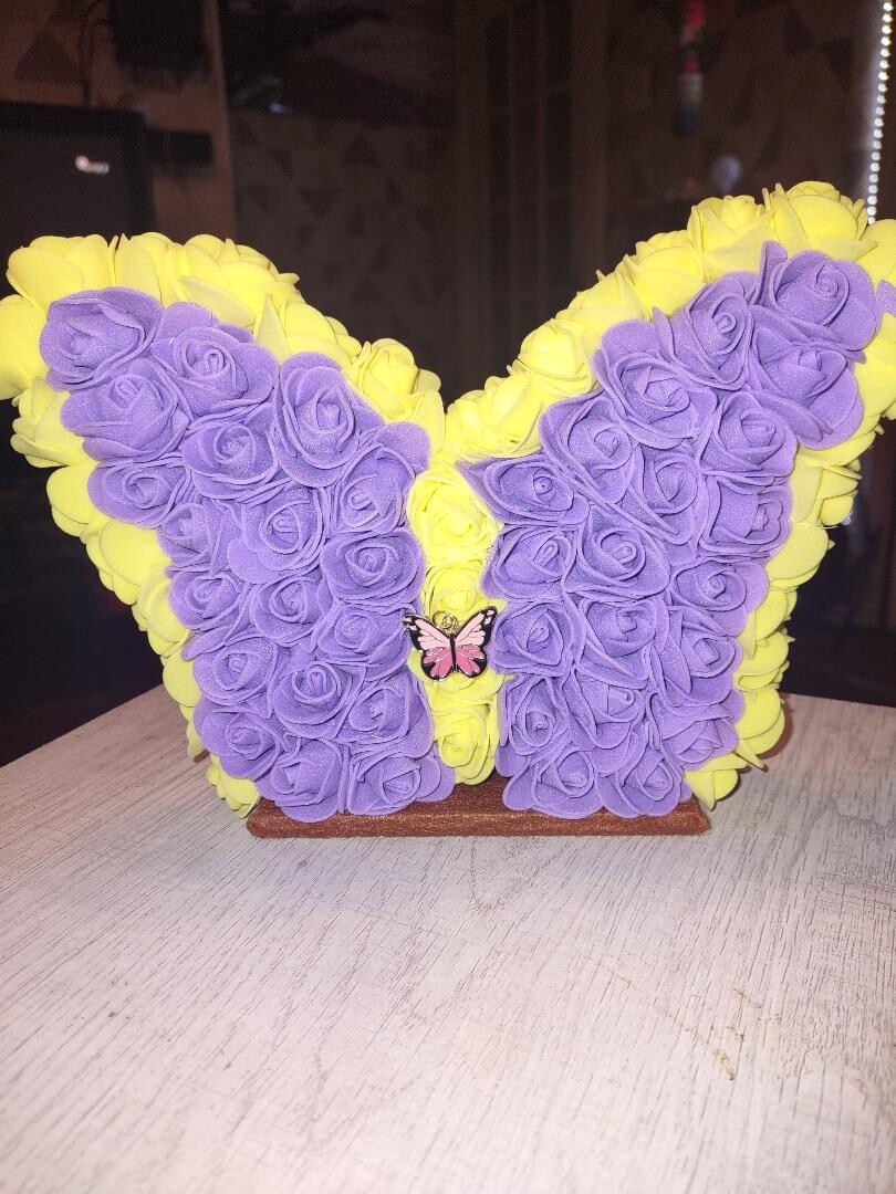 FLORAL BUTTERFLY DECOR 10IN X 10IN