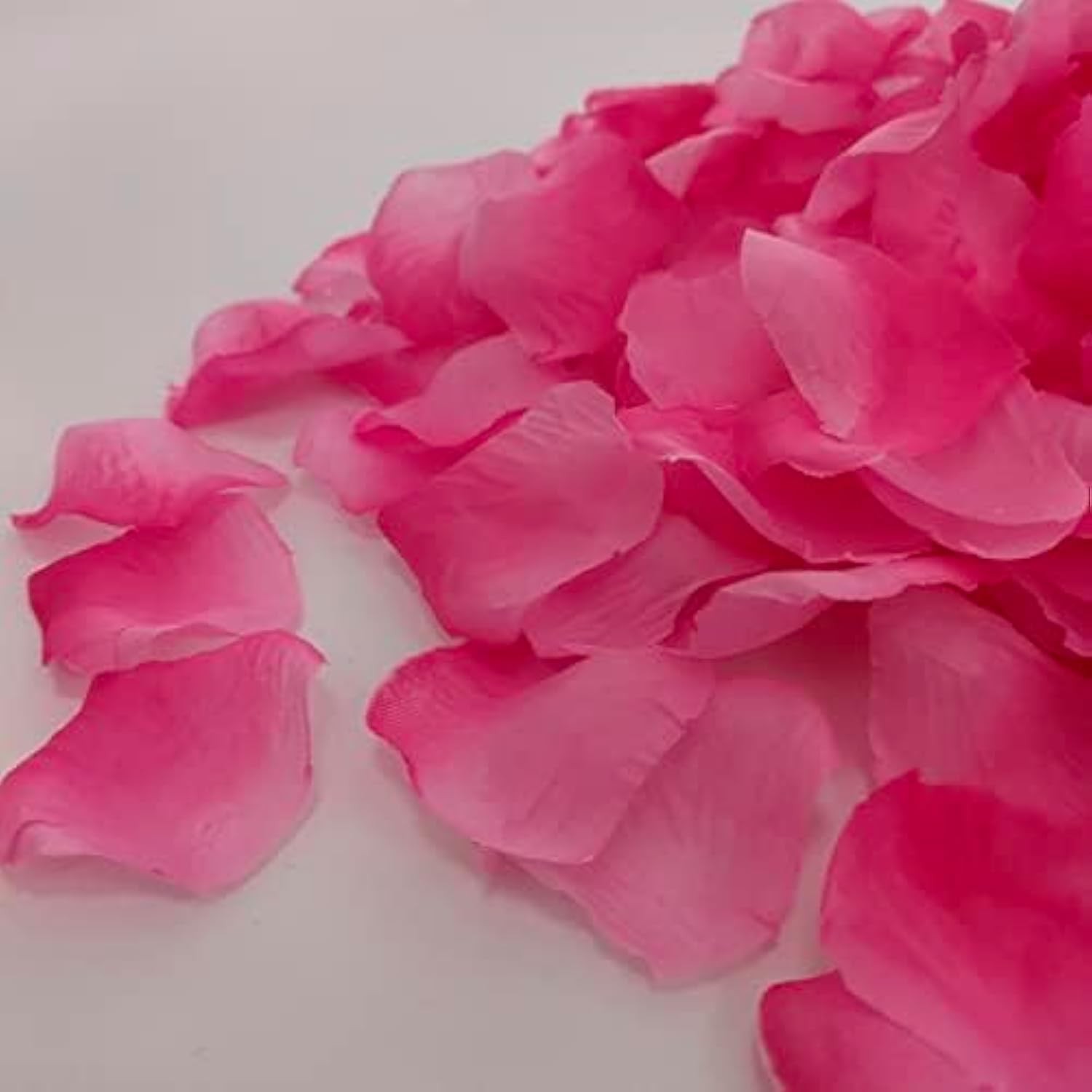 Gradient Pink Rose Petals, Pink & Light Pink, 2500 Pcs