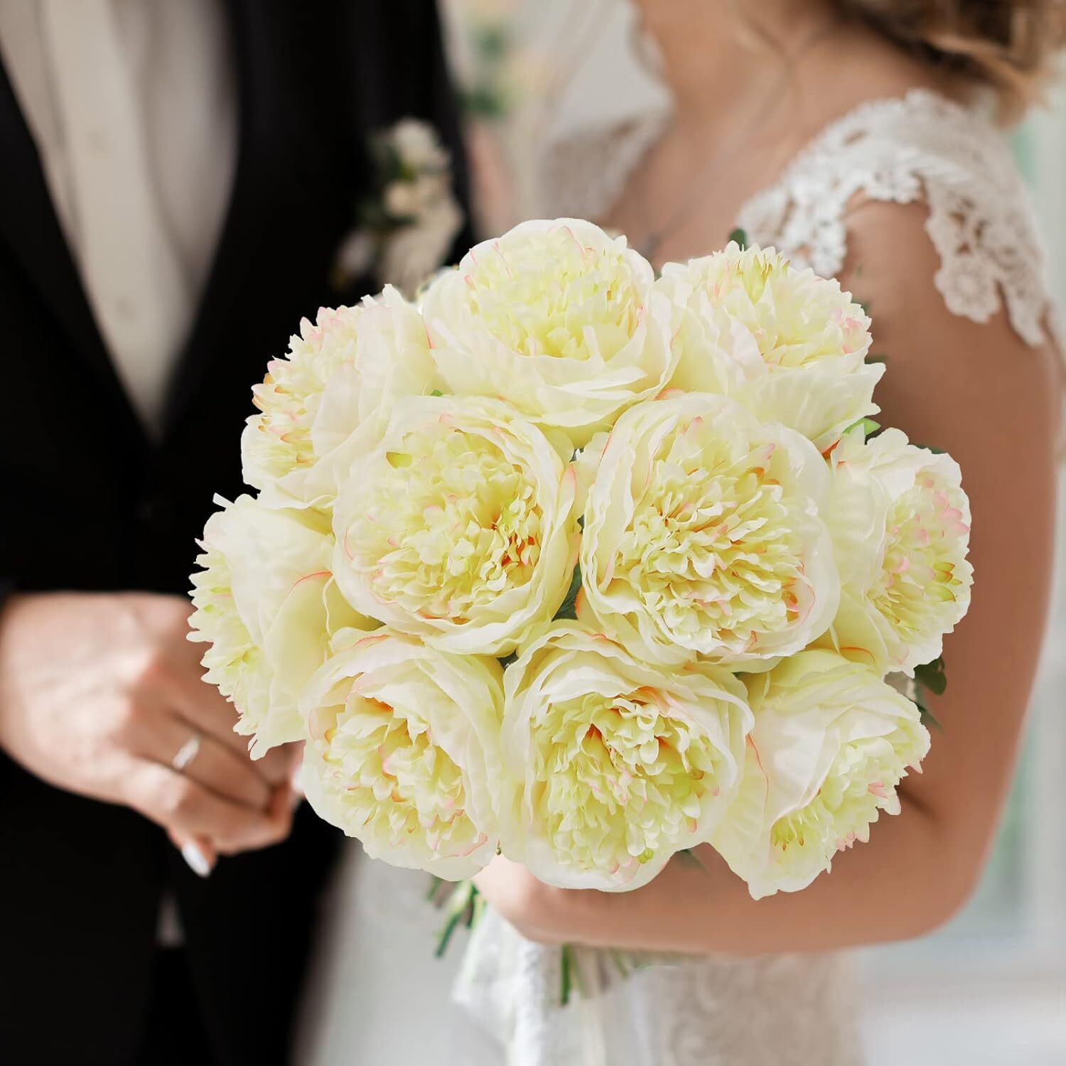 2 bunches of 10 artificial peony silk flowers Party Decoration (milky white)