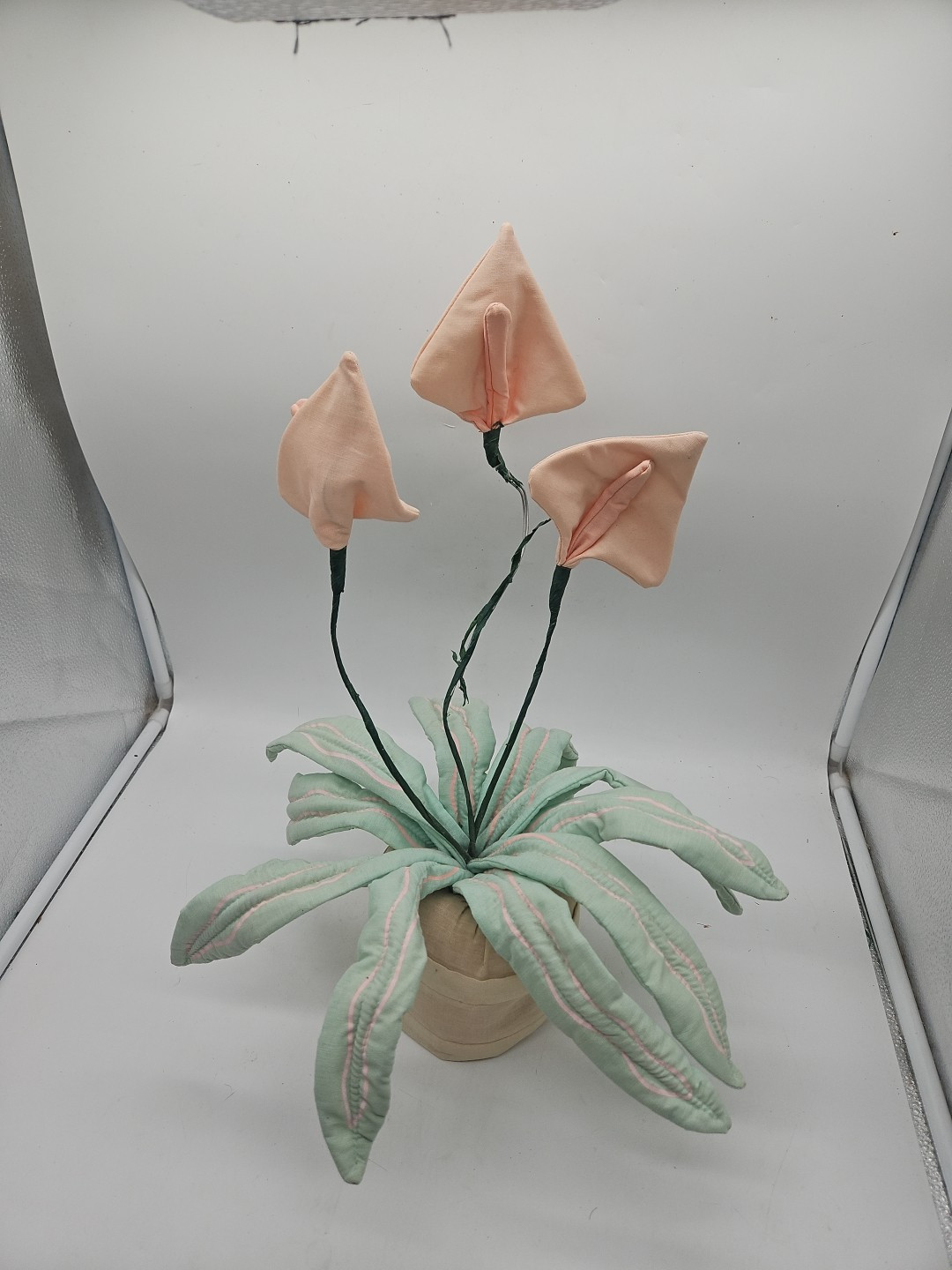 Vintage Fake Fabric Wire Potted Flower Plant Decoration Aloe Plant ? Lily?