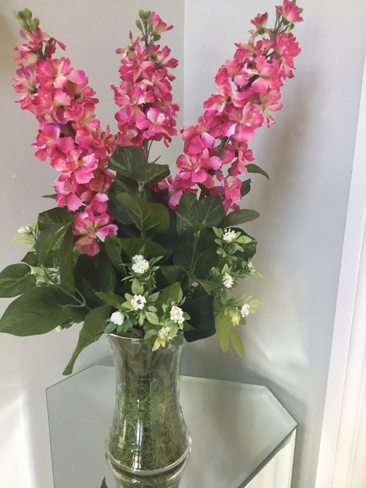 Artificial Flower Arrangement With Pink,white and Green .23×13 With Clear glass