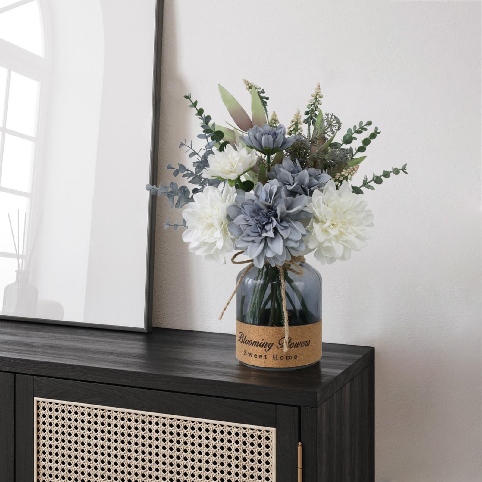 Silk Artificial Flowers in Vase, Fake Plant Arrangement, Centerpiece, Home Decor