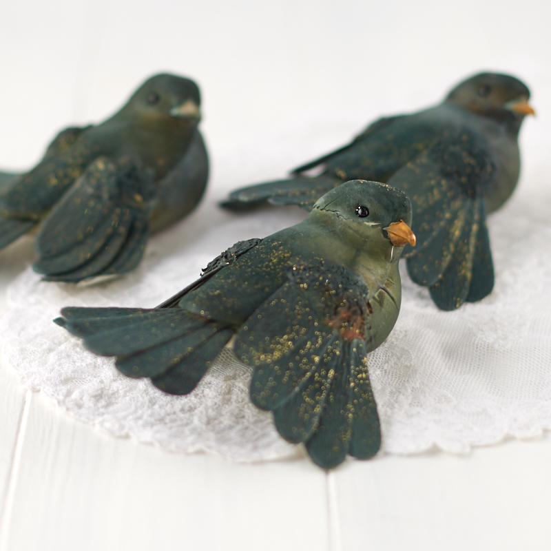 12 Green Woodland 4-3/4″ Mushroom Chickadee Birds with Gold Glitter