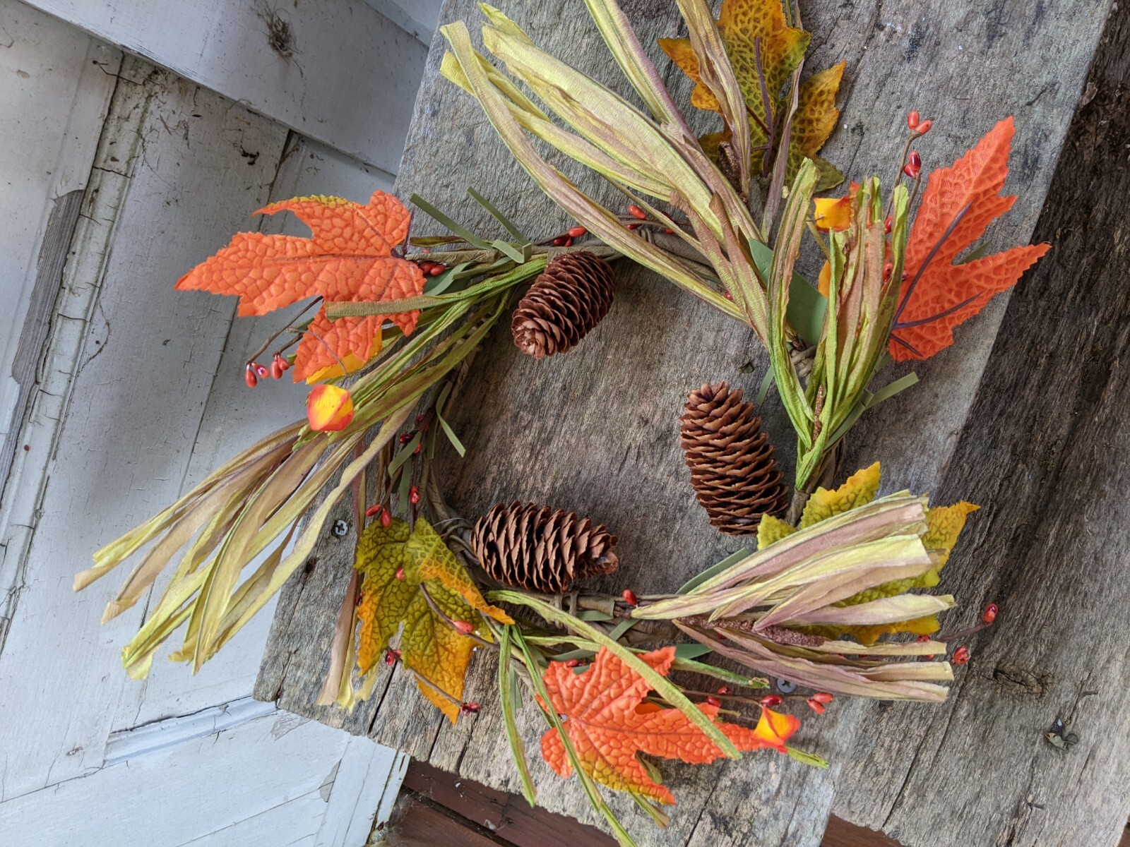 FALL MAPLE LEAF CANDLE RING BERRY PINECONE 6″ x 12″ Harvest Autumn Grass NEW