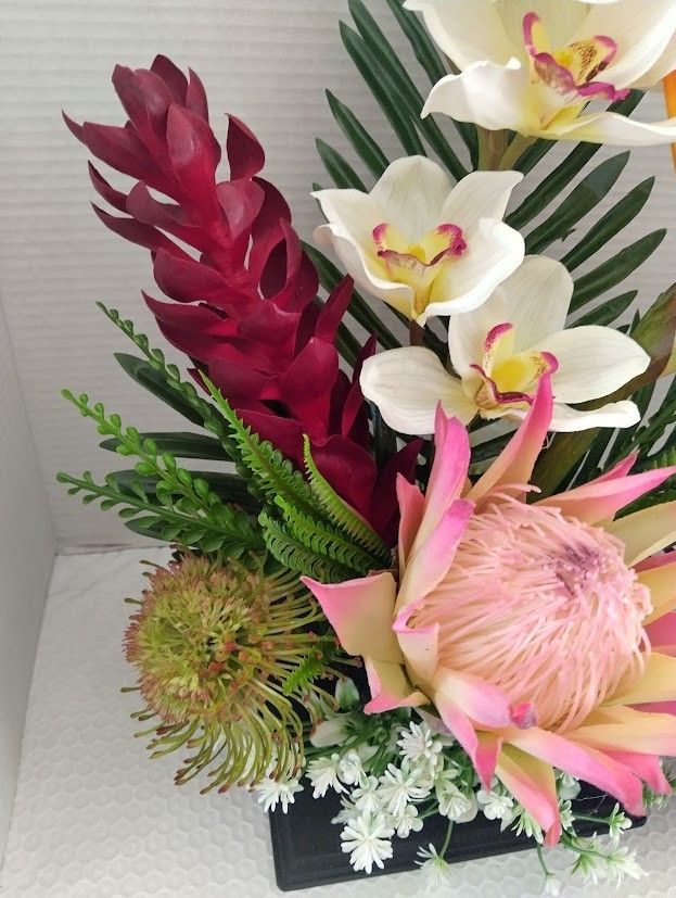 Artificial Tropical table centerpiece