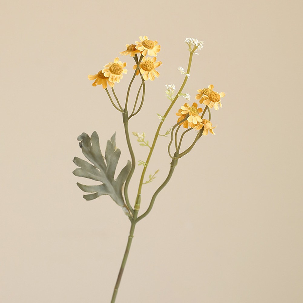 Artificial Chamomile Daisies Silk Flower Decoration for Event Settings