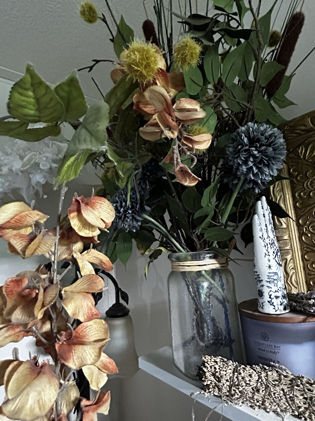 Artificial Flower Arrangement Centerpiece in Glass Jar, Mixed Colors, beautiful