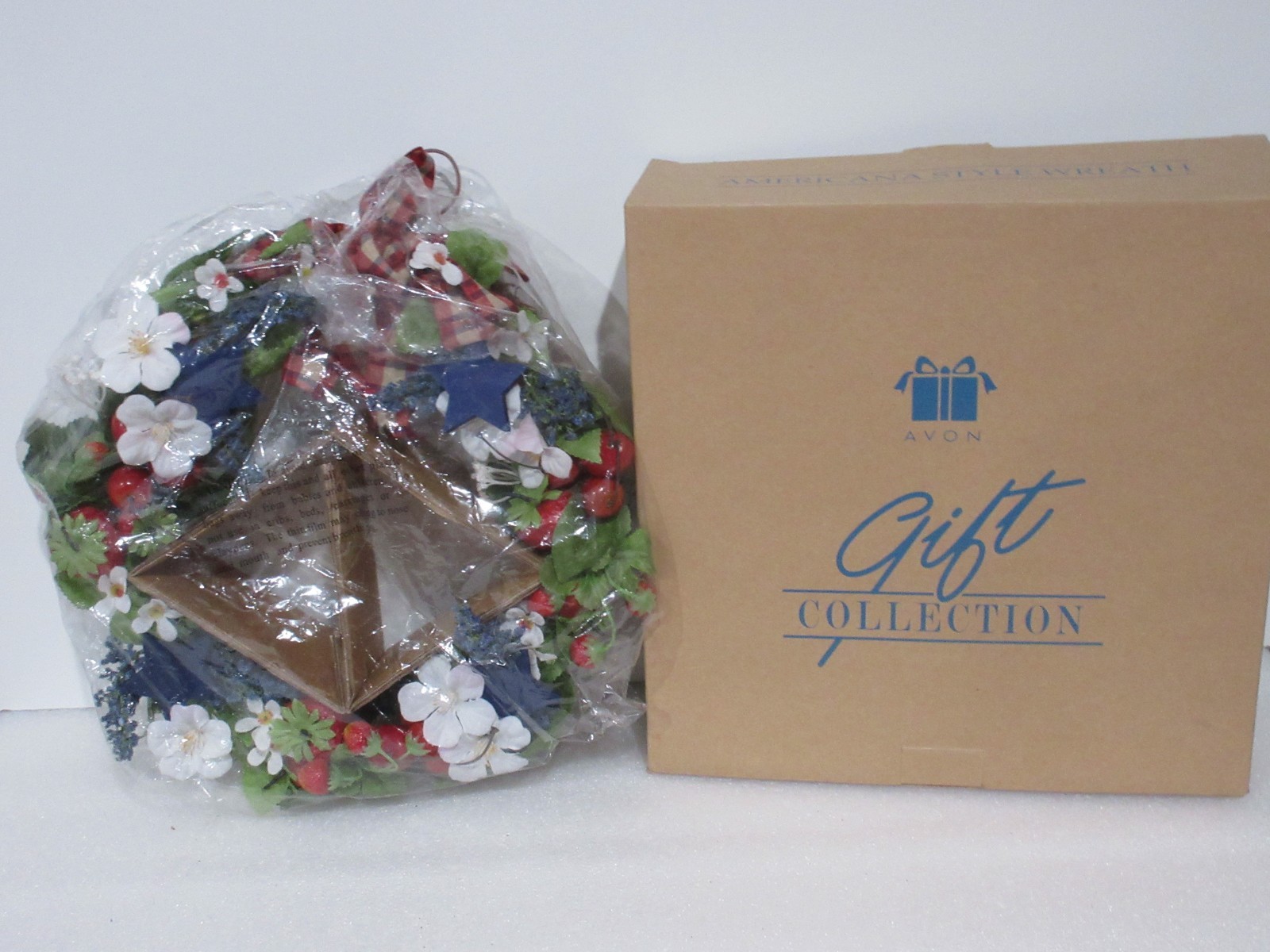 Vintage Avon Americana Patriotic Wreath | Summer July 4 | NIB 2002 Retired HTF