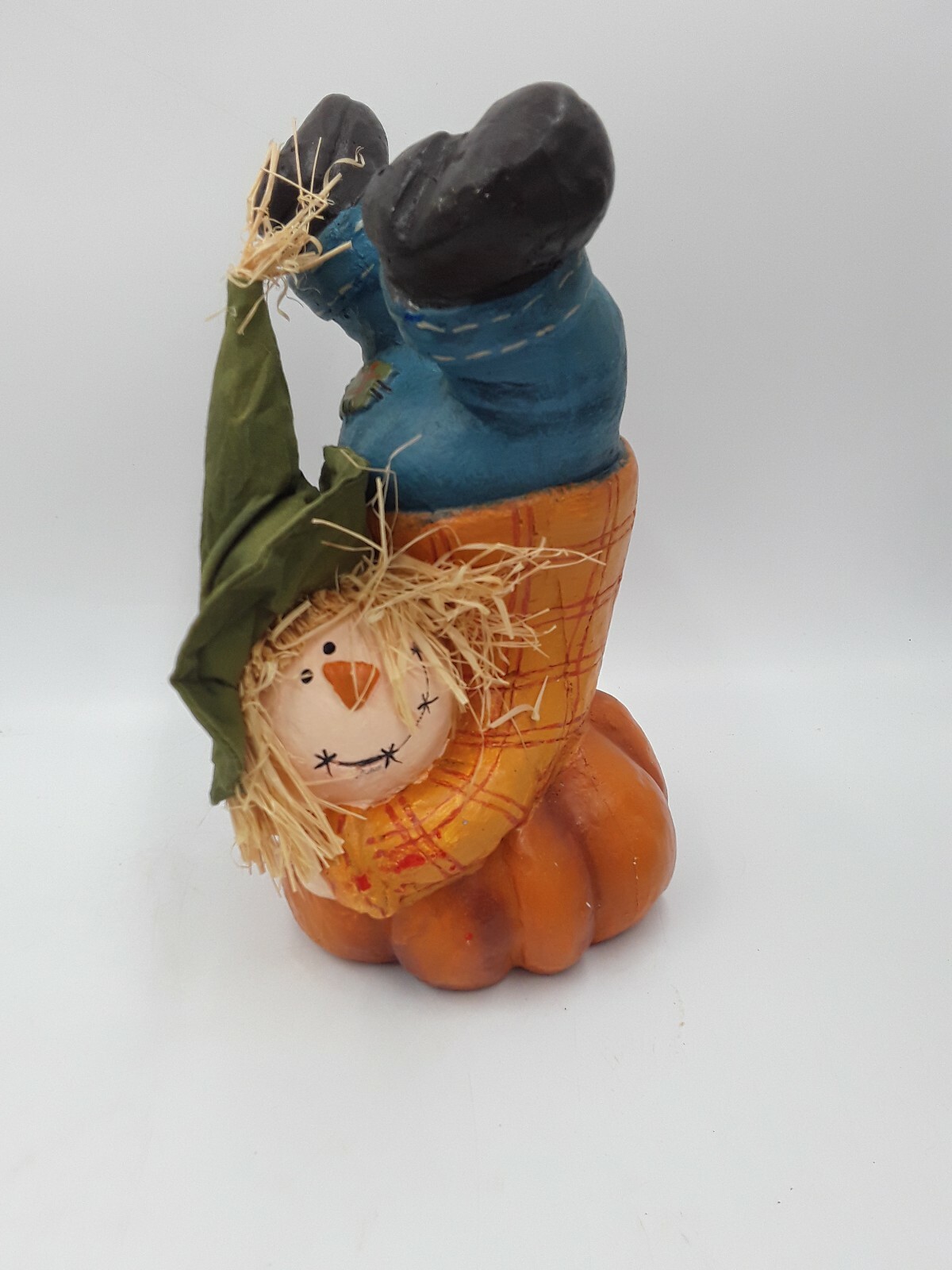Scarecrow Figurine Thanksgiving Halloween Autumn Fall Decoration Resin 8in tall