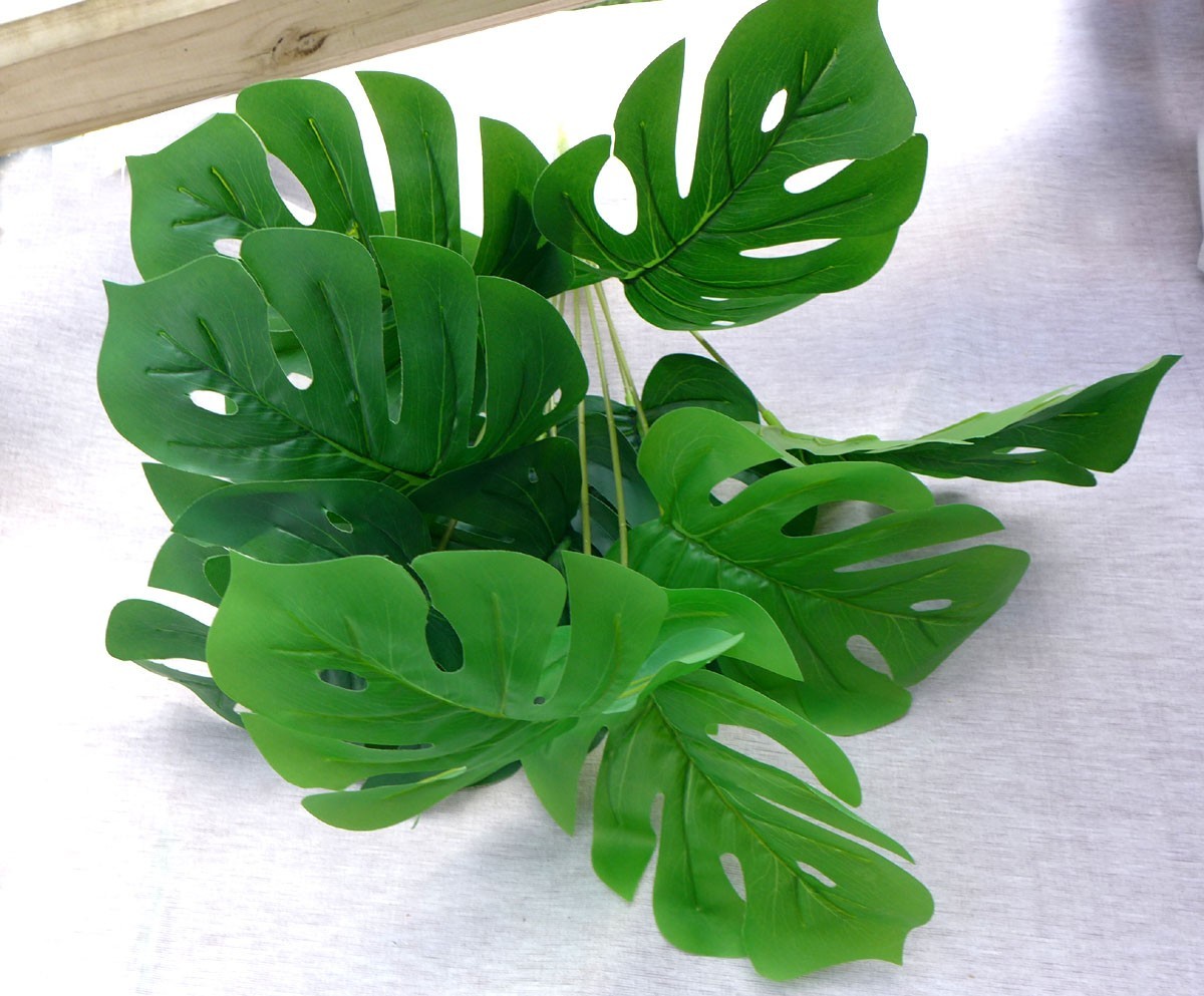 15″ Height Artificial Turtle Leaves Palm Small Bush Tree (12 stems)
