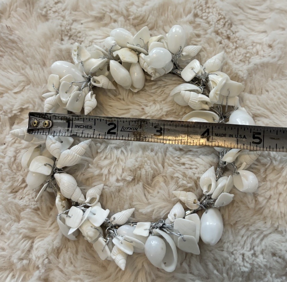 Natural Sea Shell Round Wreath Seaside Nautical Decoration 5” Tree Ornament