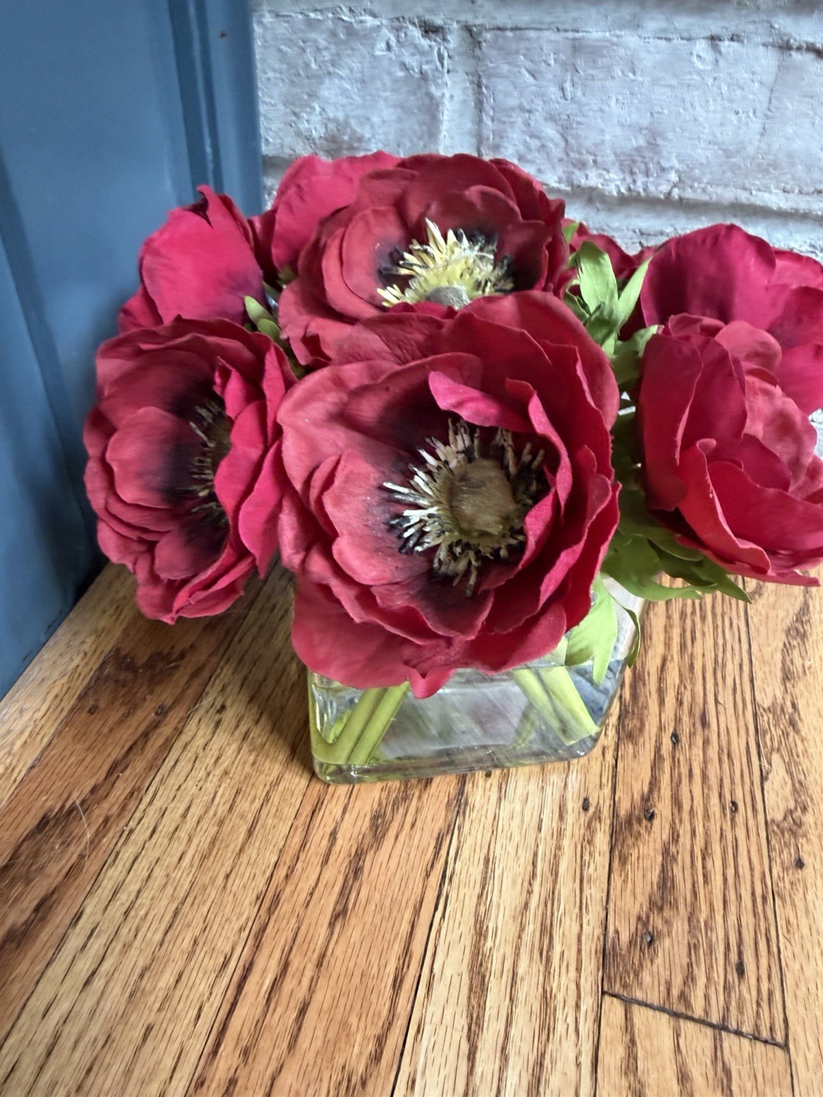 Artificial Red Poppy Floral Arrangement, Clear Glass Cube Vase, Plastic