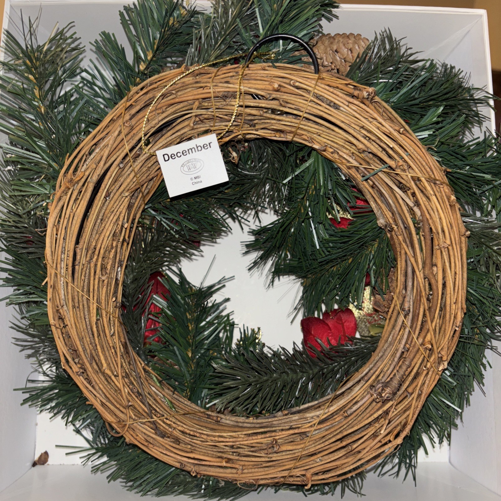 Danbury Mint 11″ Willabee & Ward Floral Wreath Christmas Home Décor December