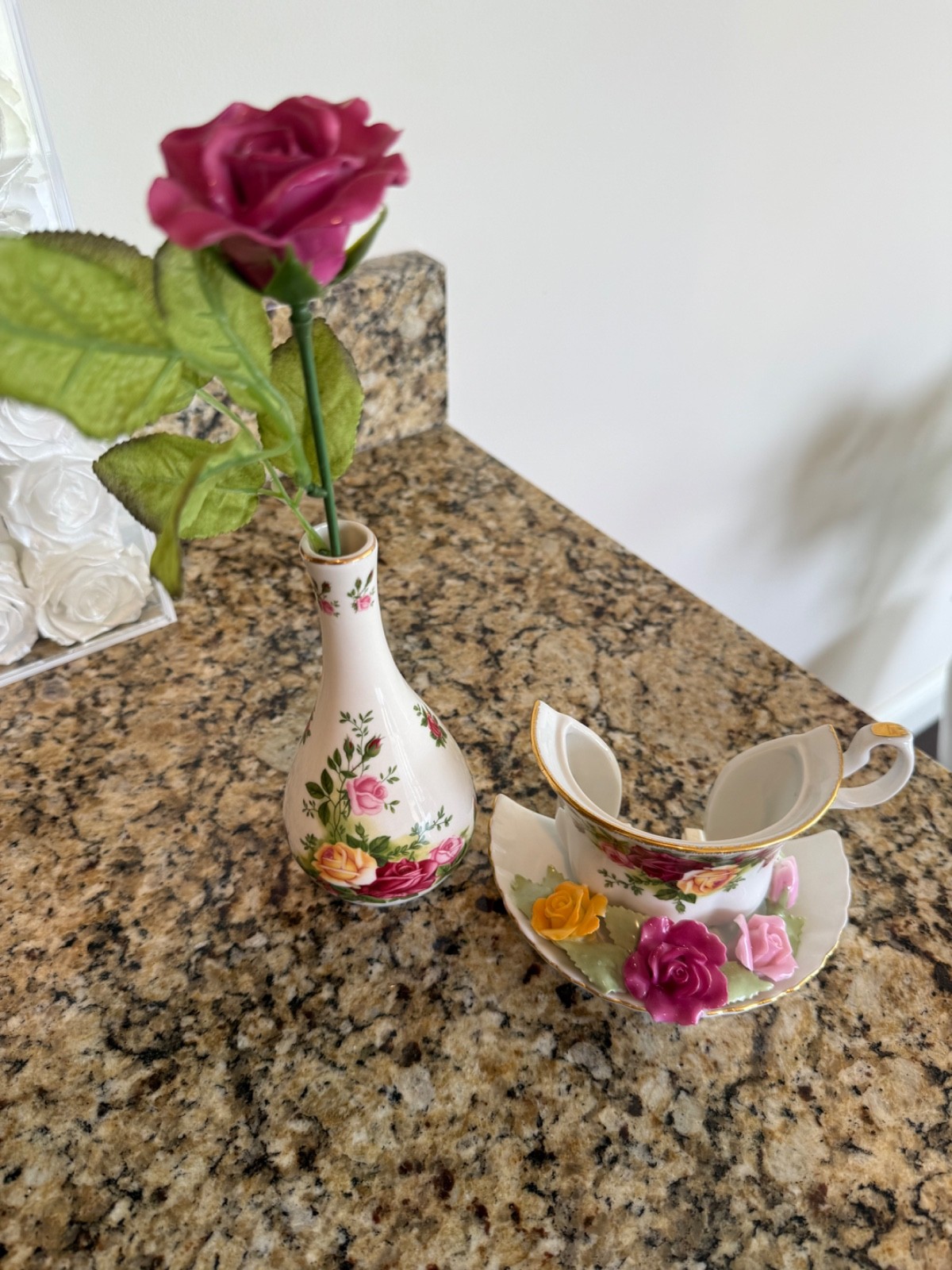 royal albert night light cover only(no light)and vase with flower