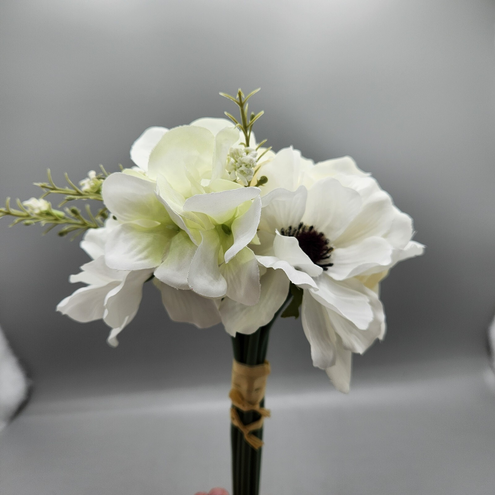 Artificial Floral Small Boquet White Wedding Party Decor Crafts Centerpiece