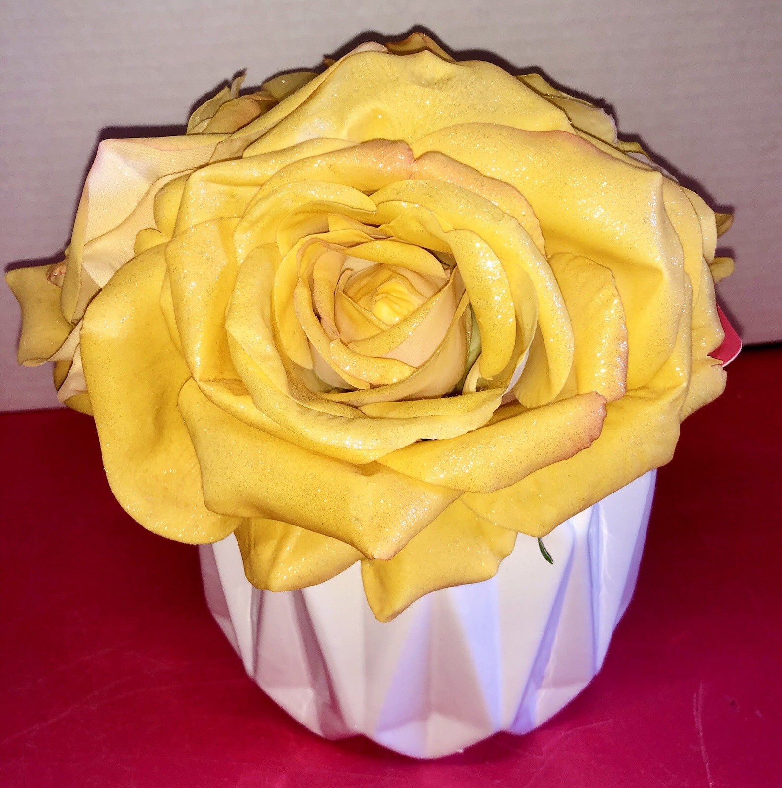 Yellow Sparkling 3 Roses Arrangement Home Goods Decor Floral Accent Flower Vase