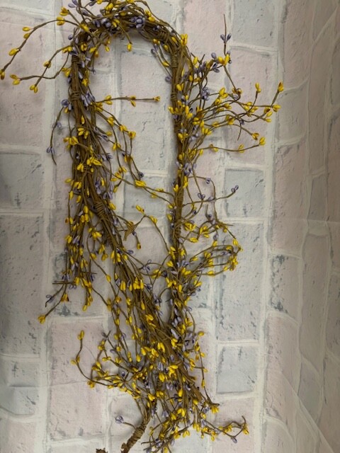 Pip Berry Garland LAVENDER AND YELLOW MIX 4′ FULL BEAUTIFUL BERRIES