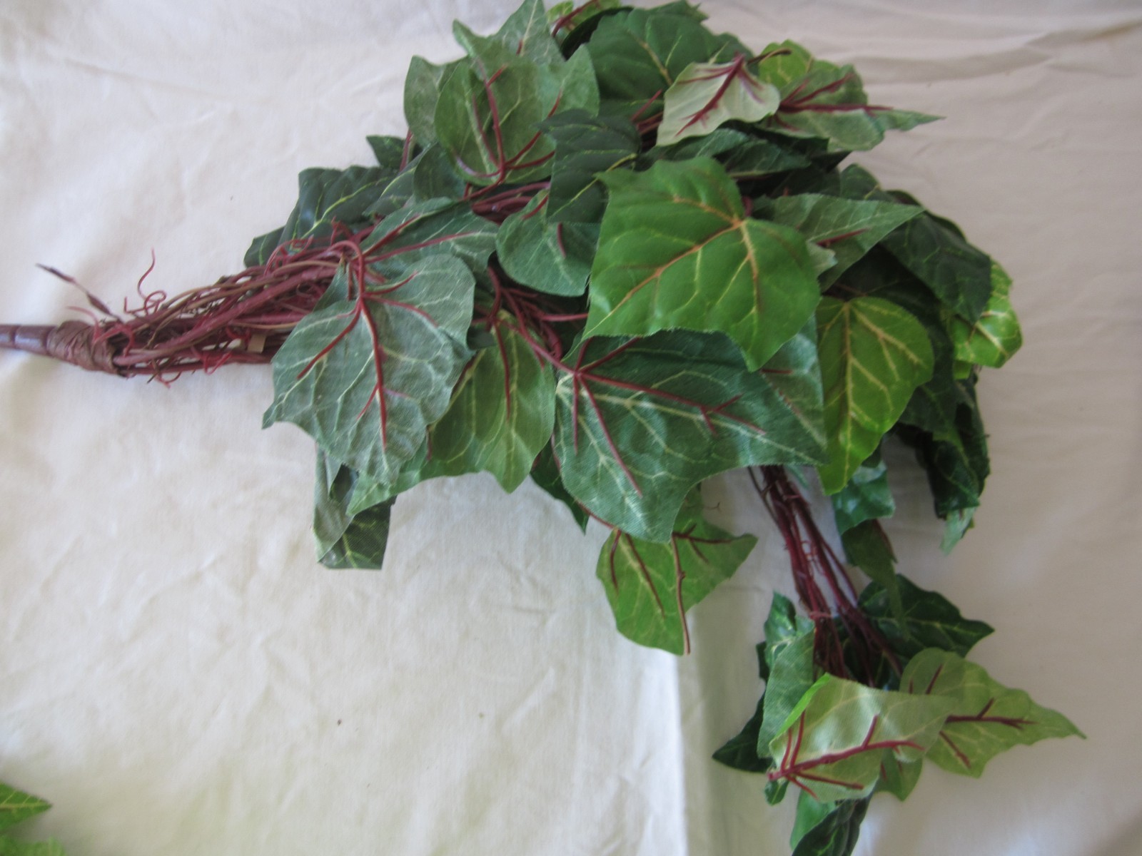 Artificial Floral Green & Red Leaf Bush Branch Stem Greenery Leaves Home Decor