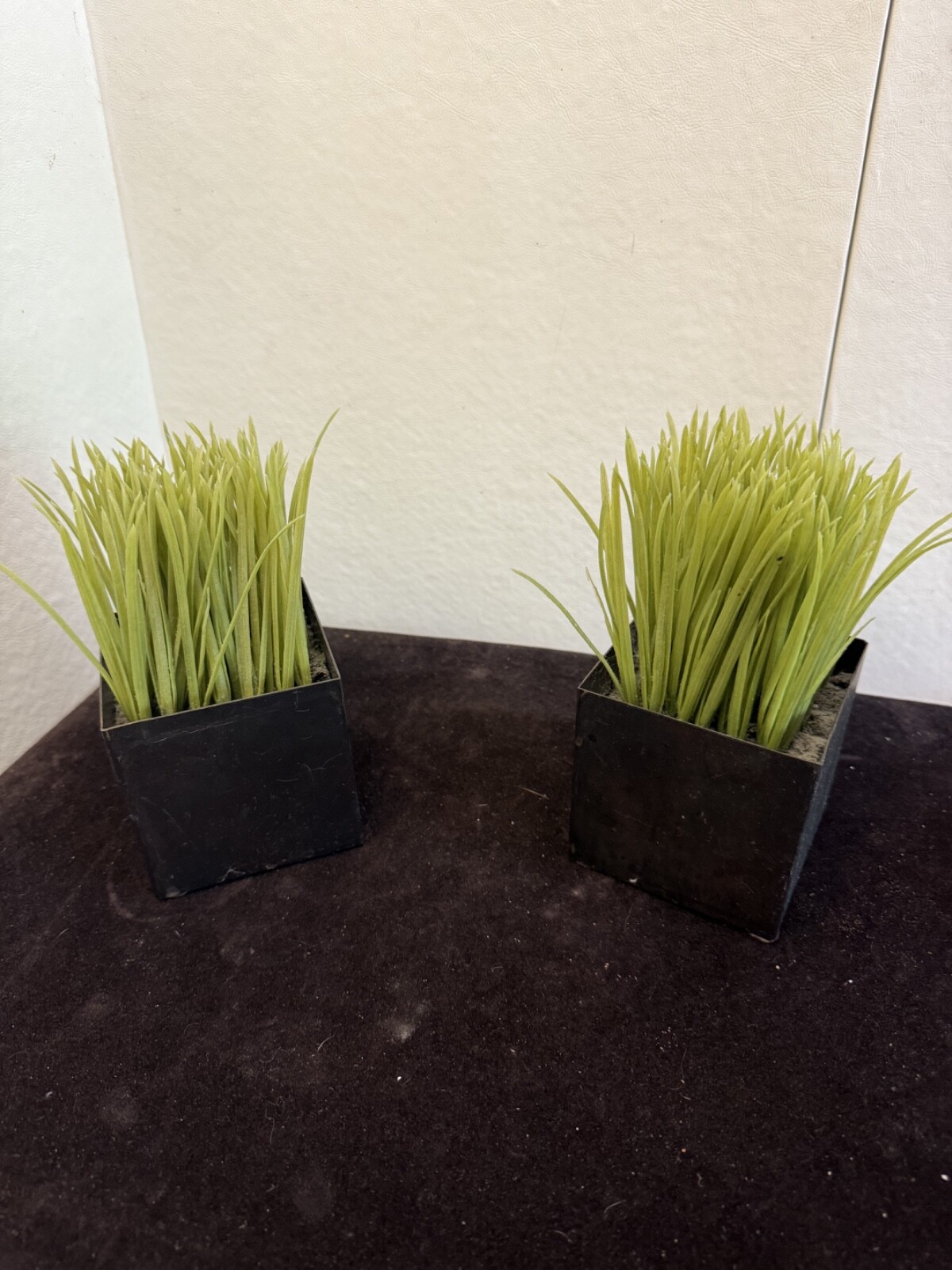 6 1/2 x 3 1/2 Artificial Green Grass Plants Black Metal Cube Planter